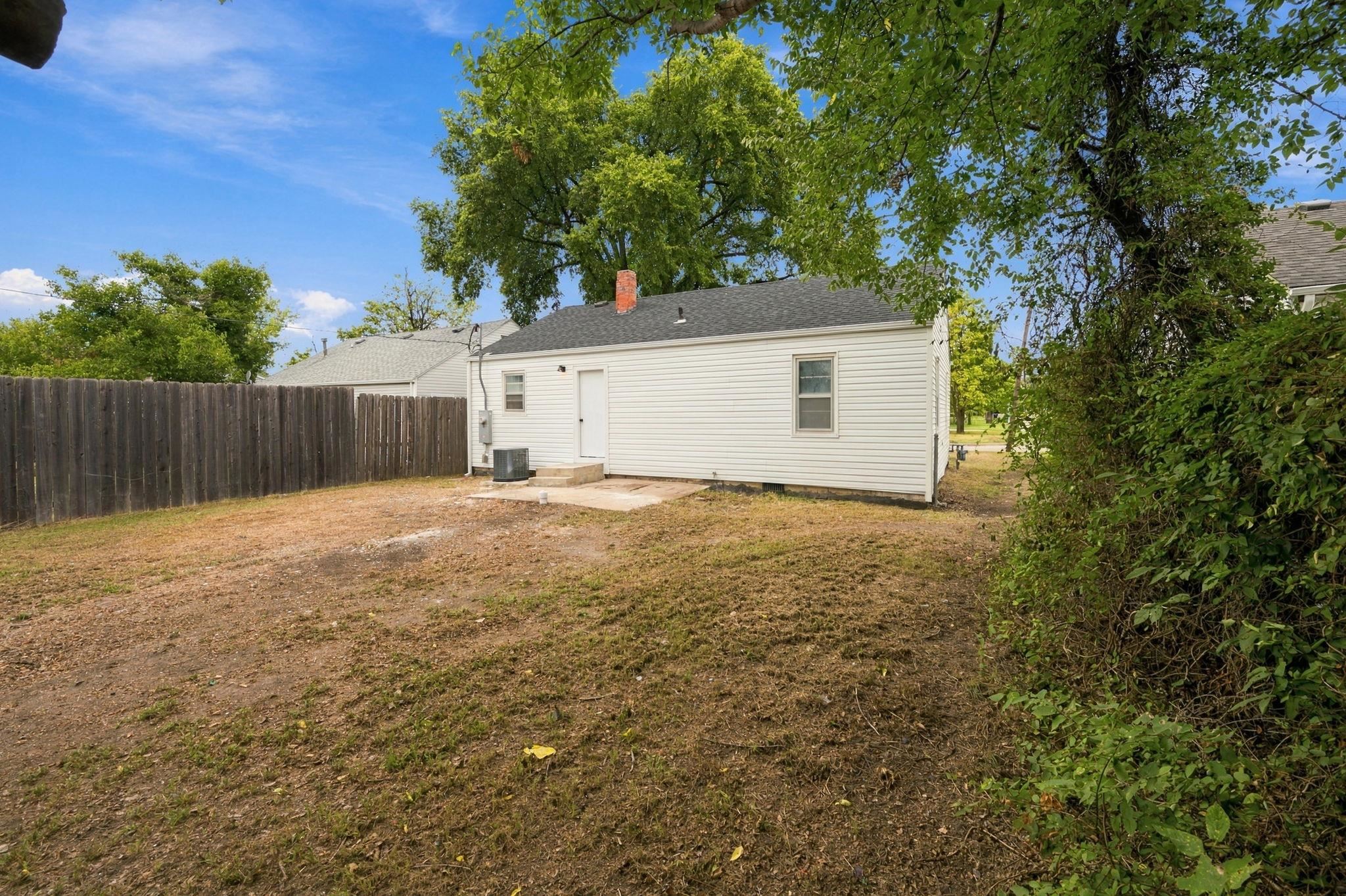 5125 E Elm St Property Photo 23
