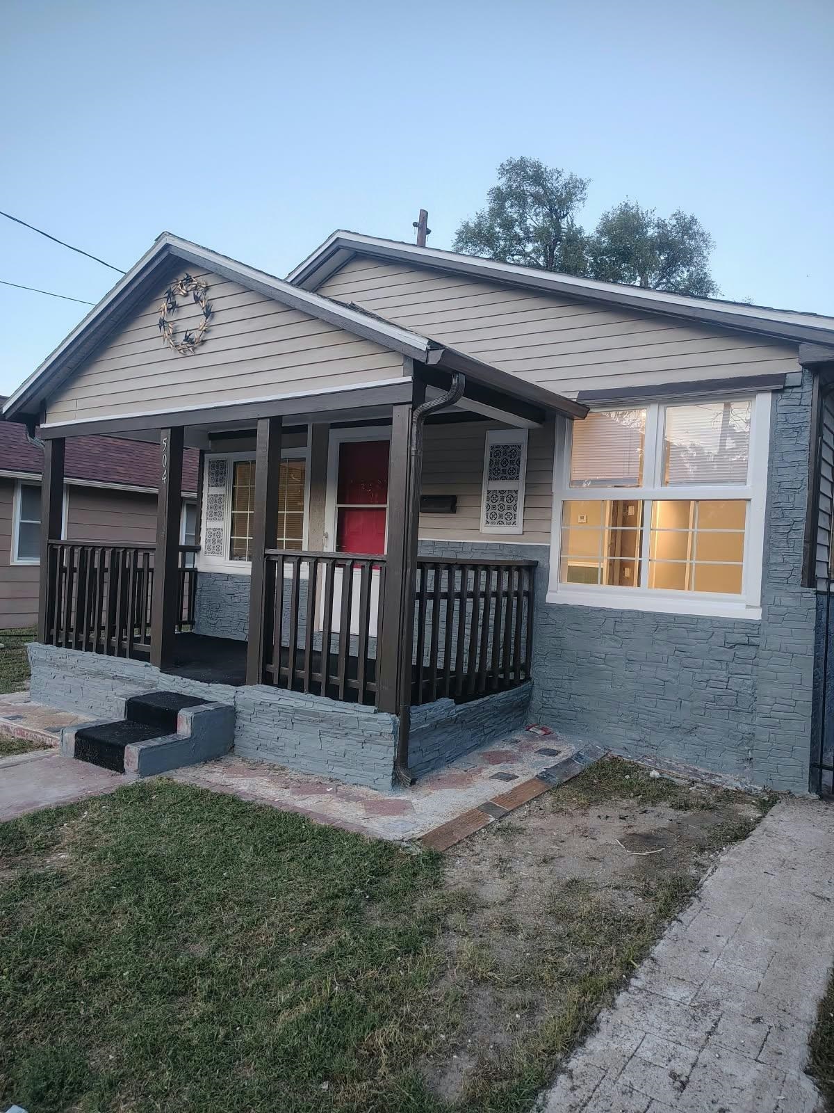 504 N Florence St Property Photo 4