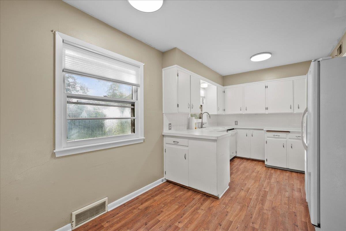 2045 Payne St Property Photo 14