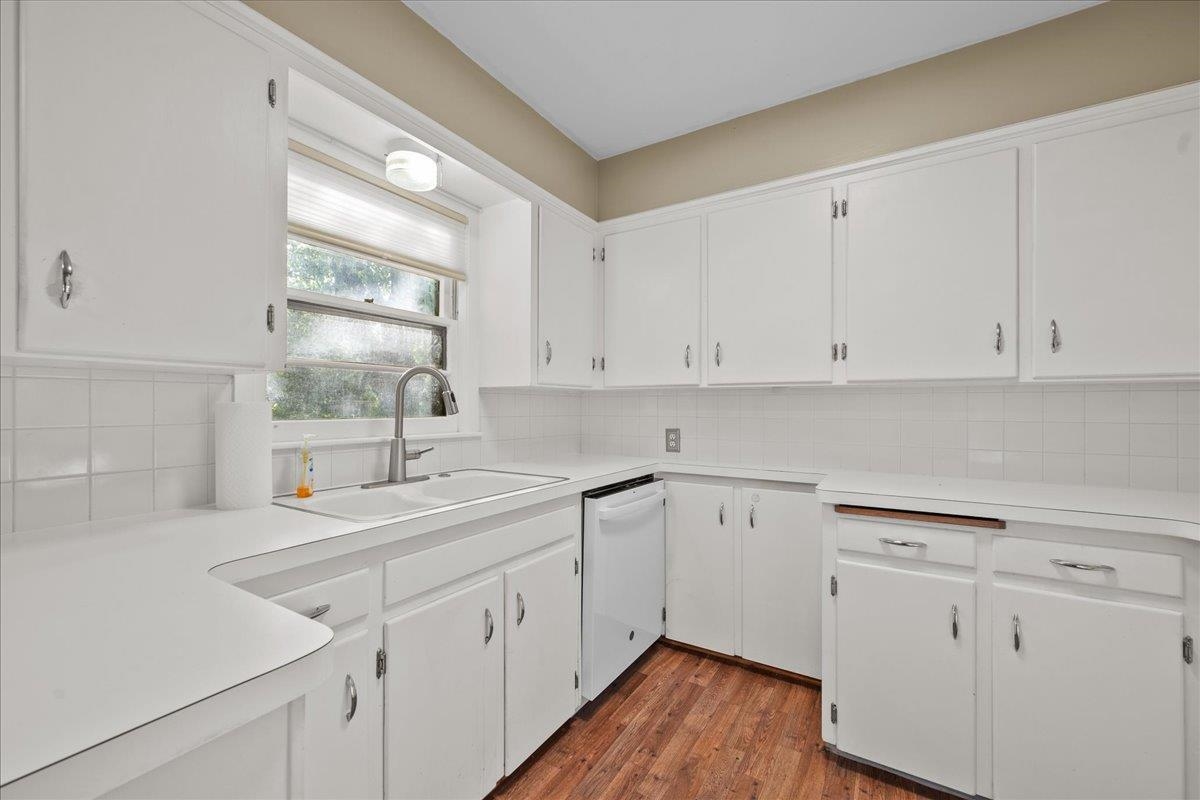 2045 Payne St Property Photo 16