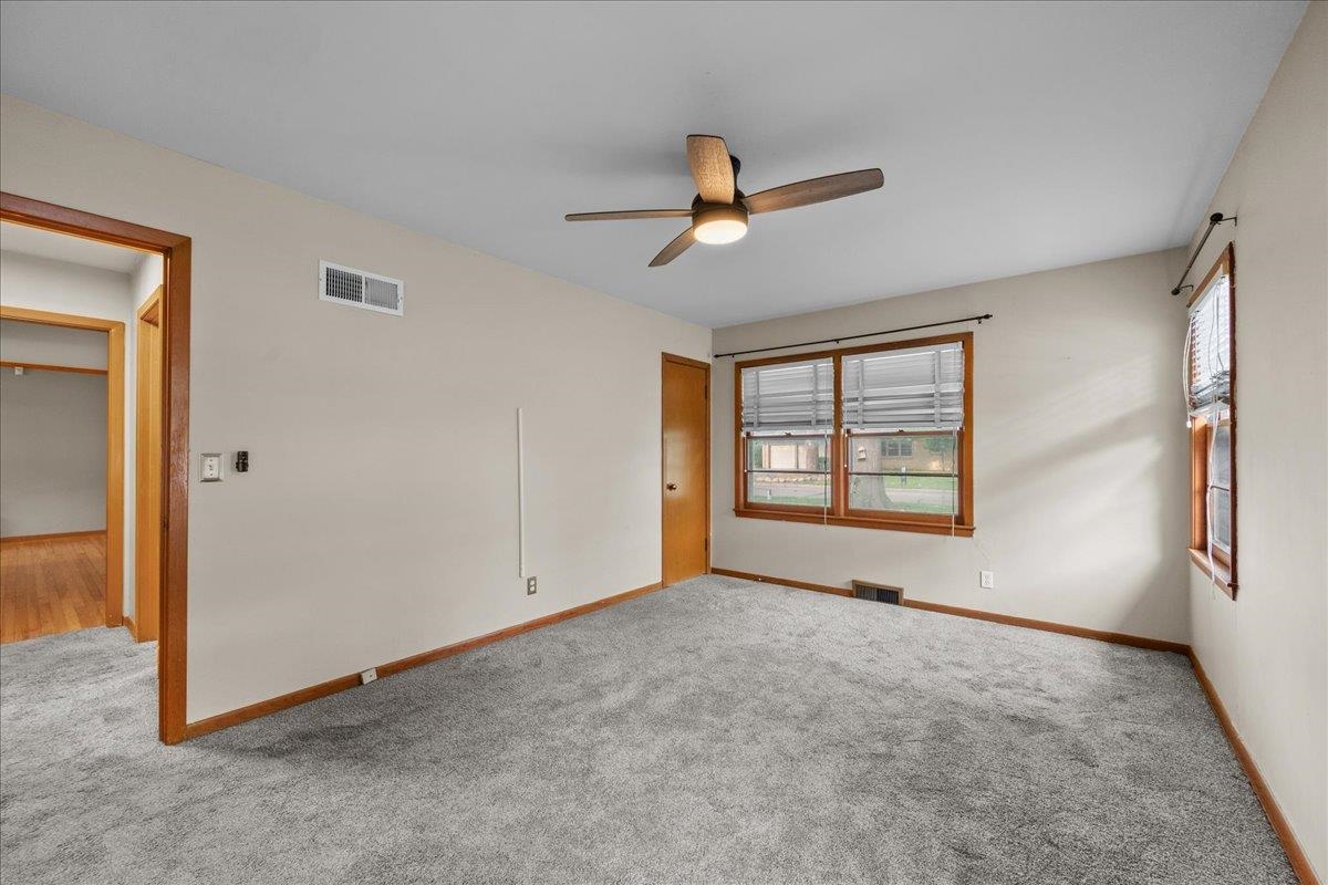 2045 Payne St Property Photo 27