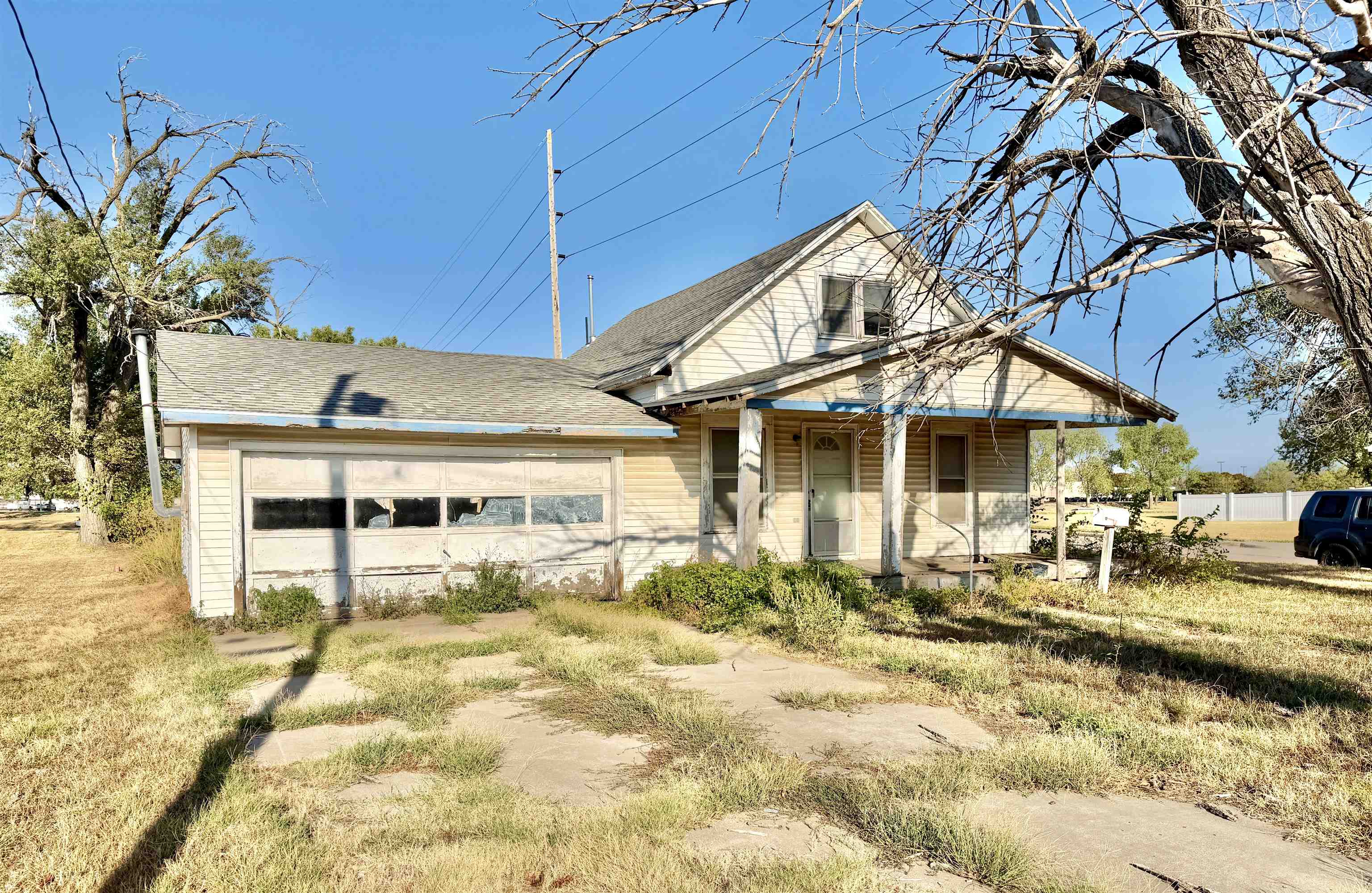 1901 S Silver Property Photo 2