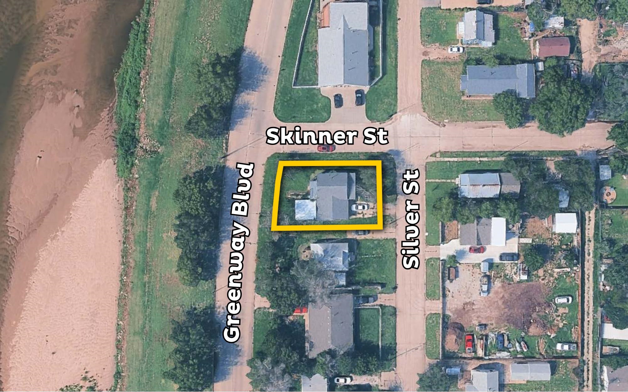 1901 S Silver Property Photo 11