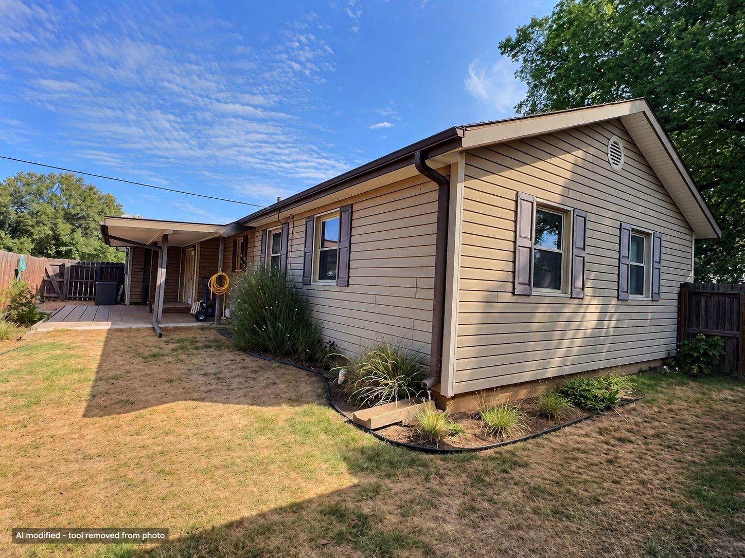 921 Lawrence Property Photo 19