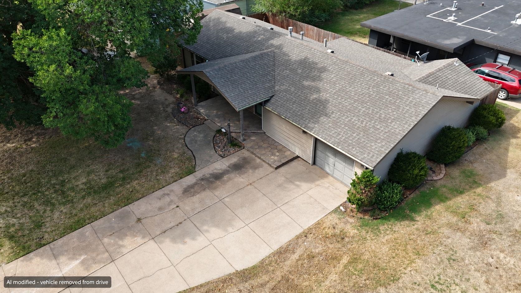 921 Lawrence Property Photo 23