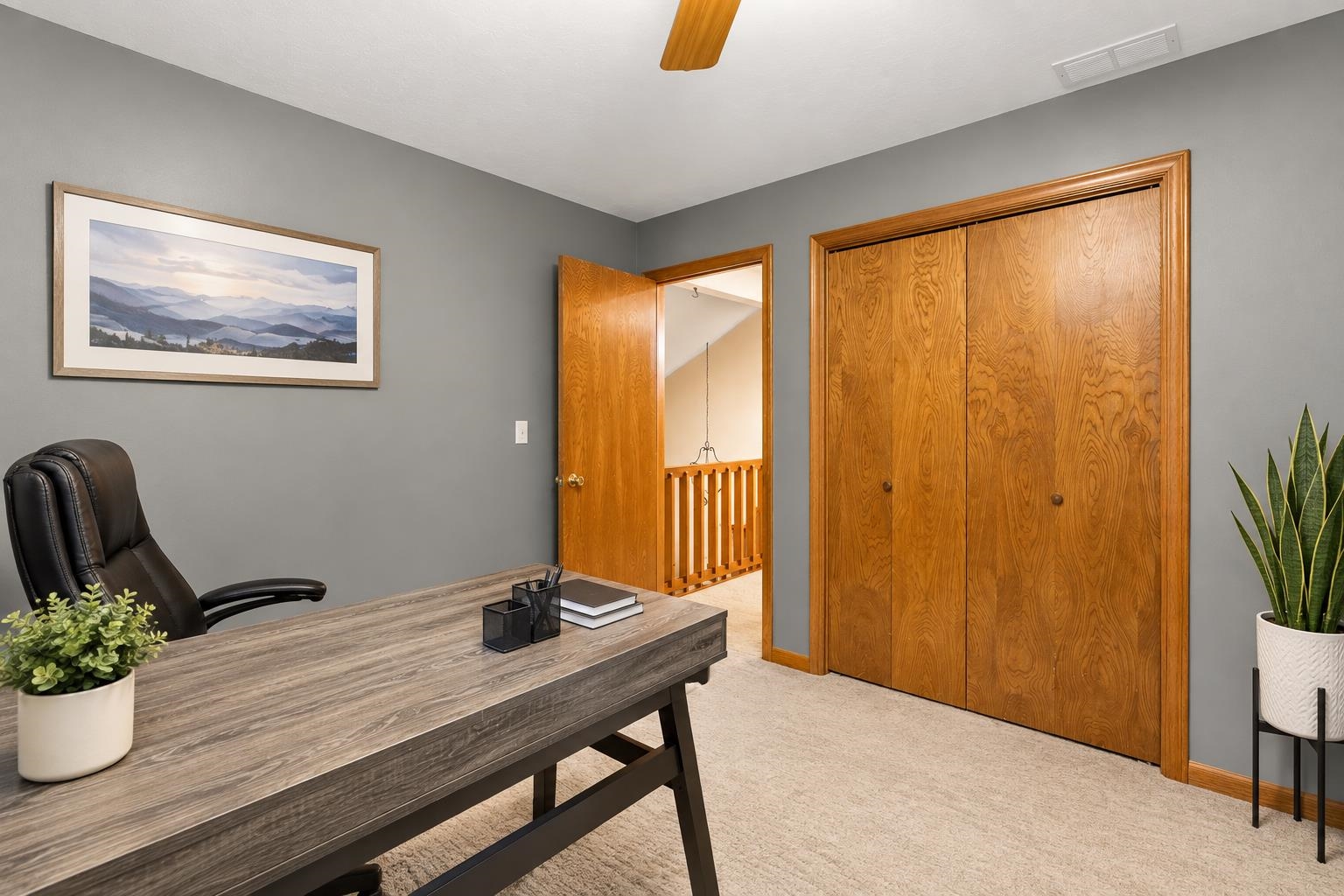 1513 N Valleyview Property Photo 24