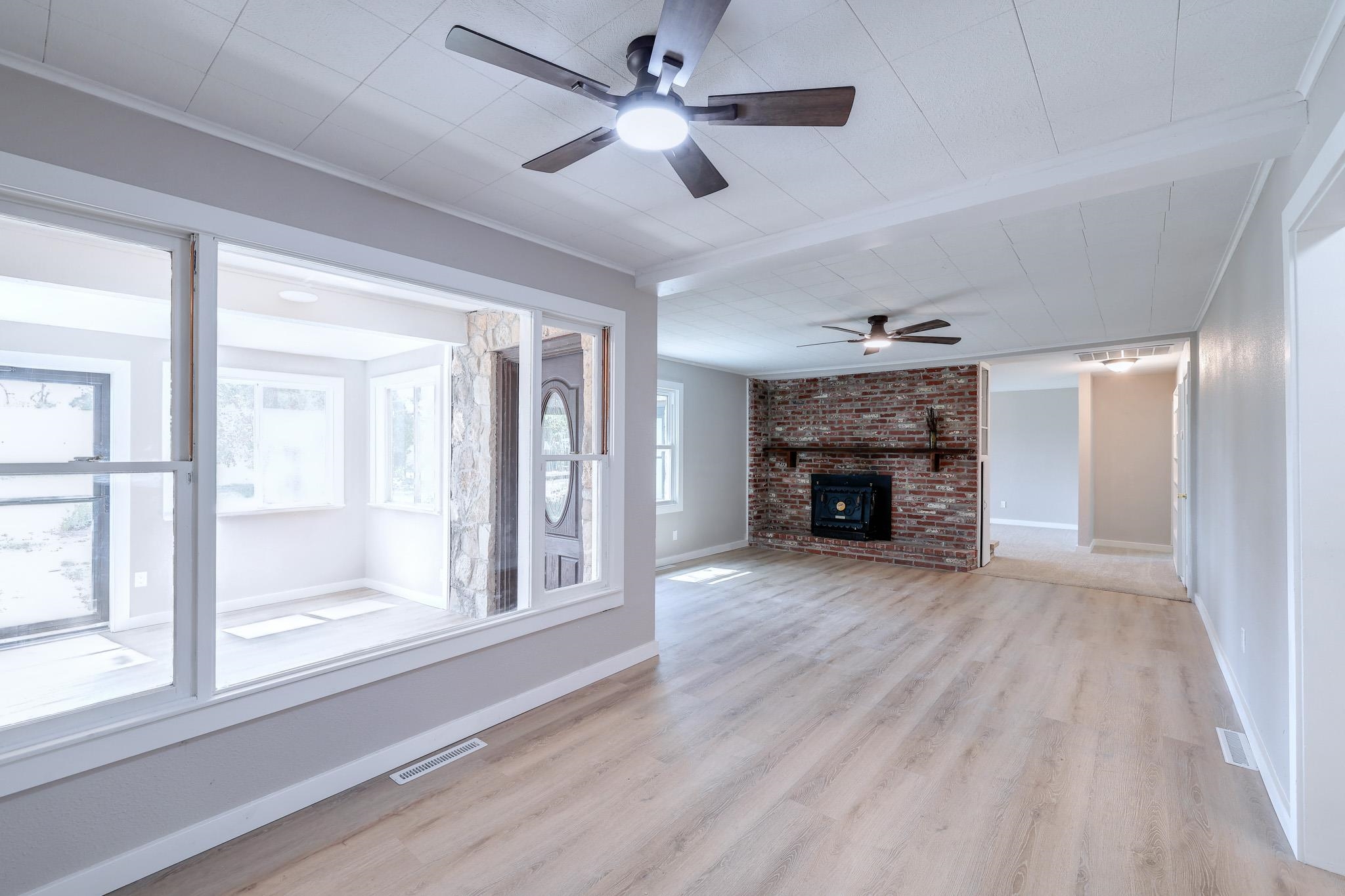 7296 244th Property Photo 8