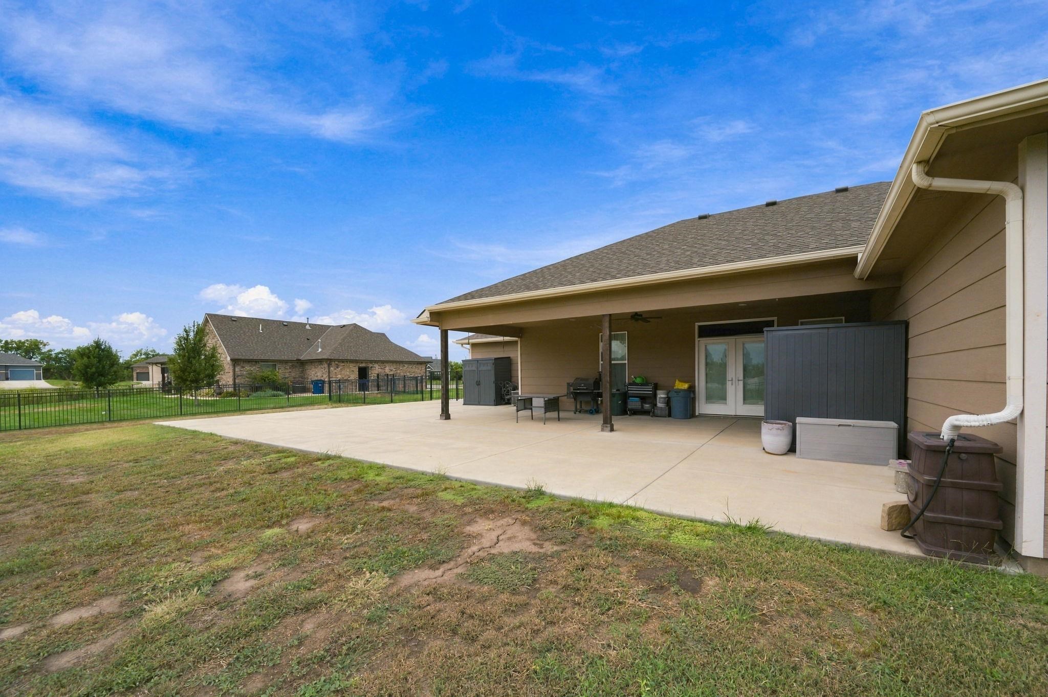 1509 E Elk Ridge Property Photo 27