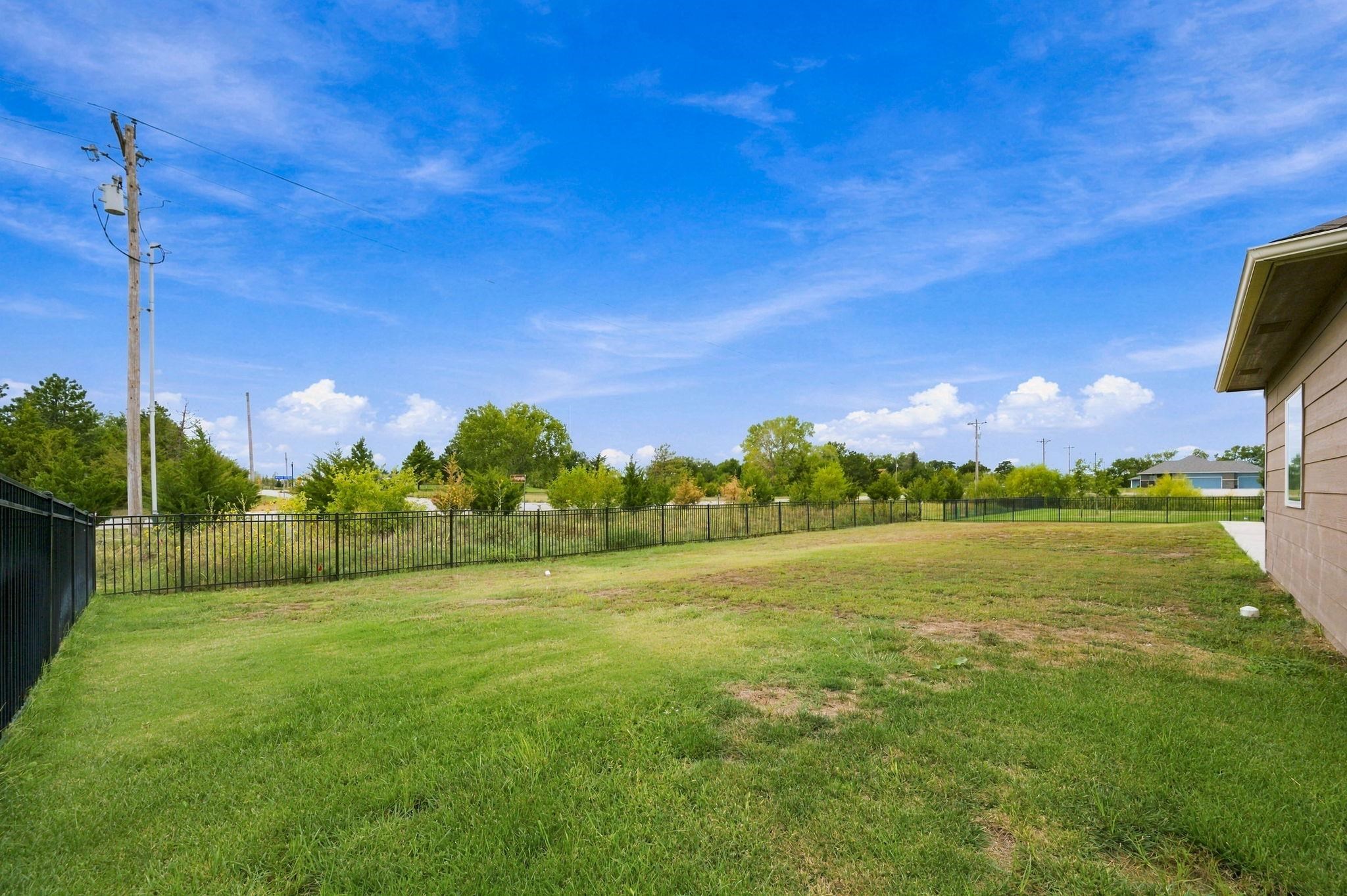 1509 E Elk Ridge Property Photo 30