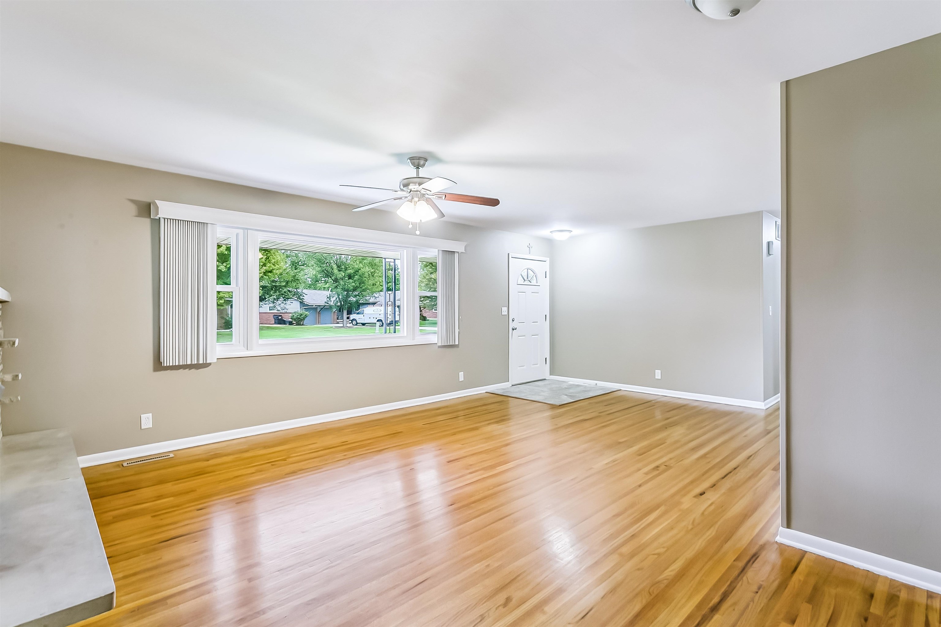 1417 N Lynnhurst Ave Property Photo 4