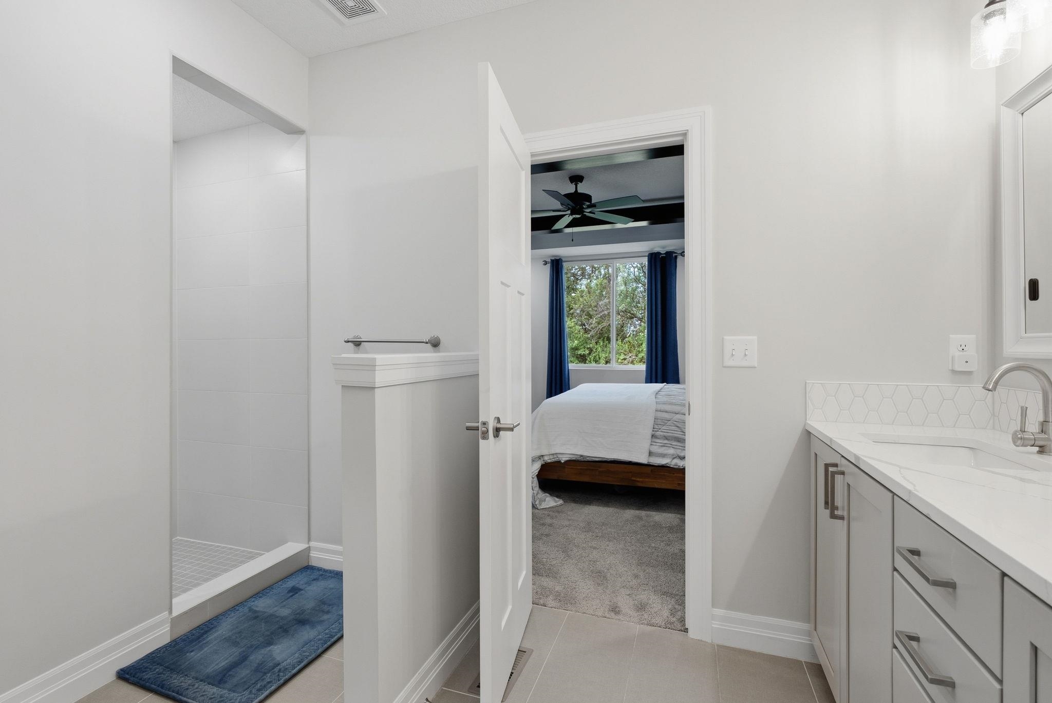 1269 S Crabtree Property Photo 24
