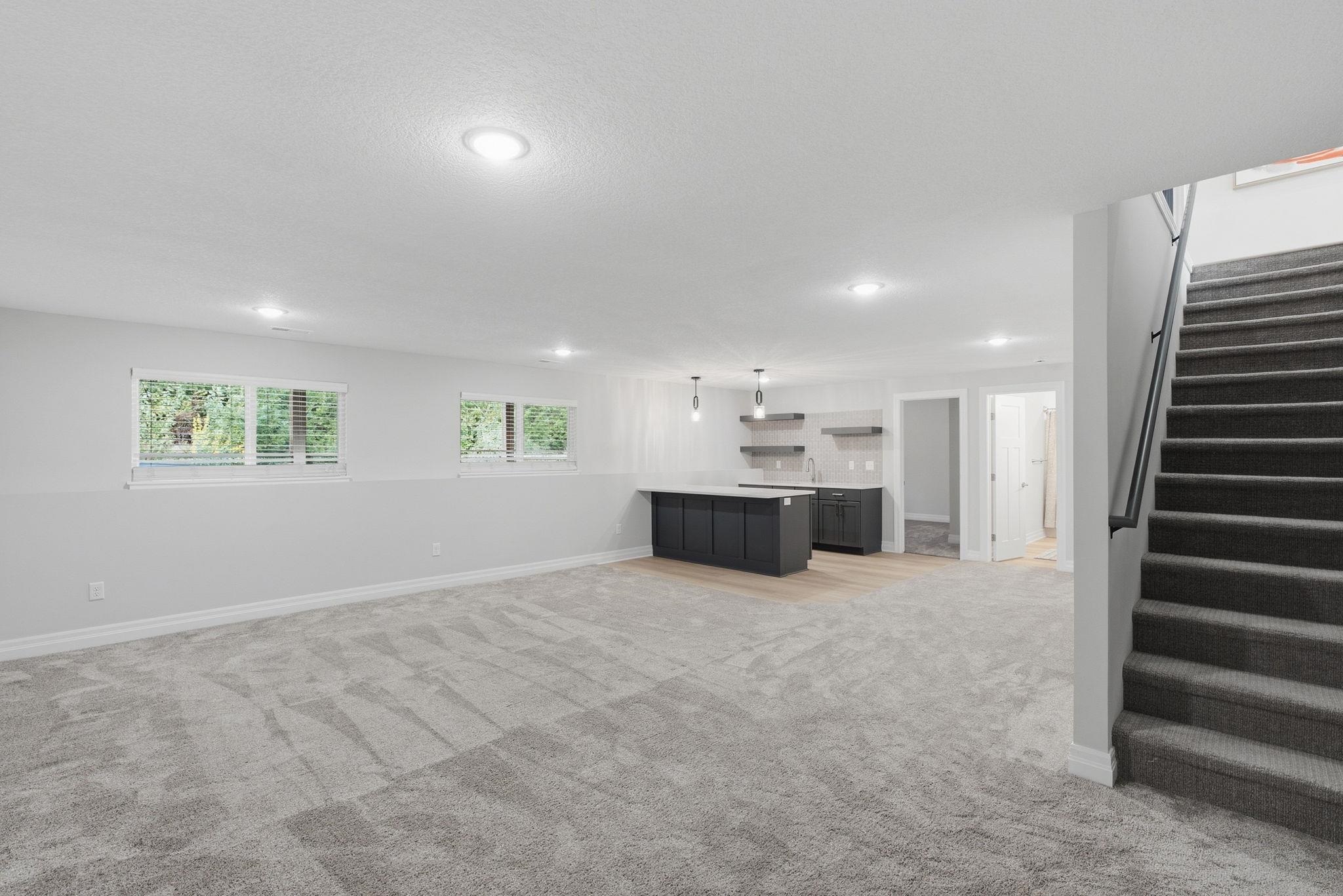 1269 S Crabtree Property Photo 29