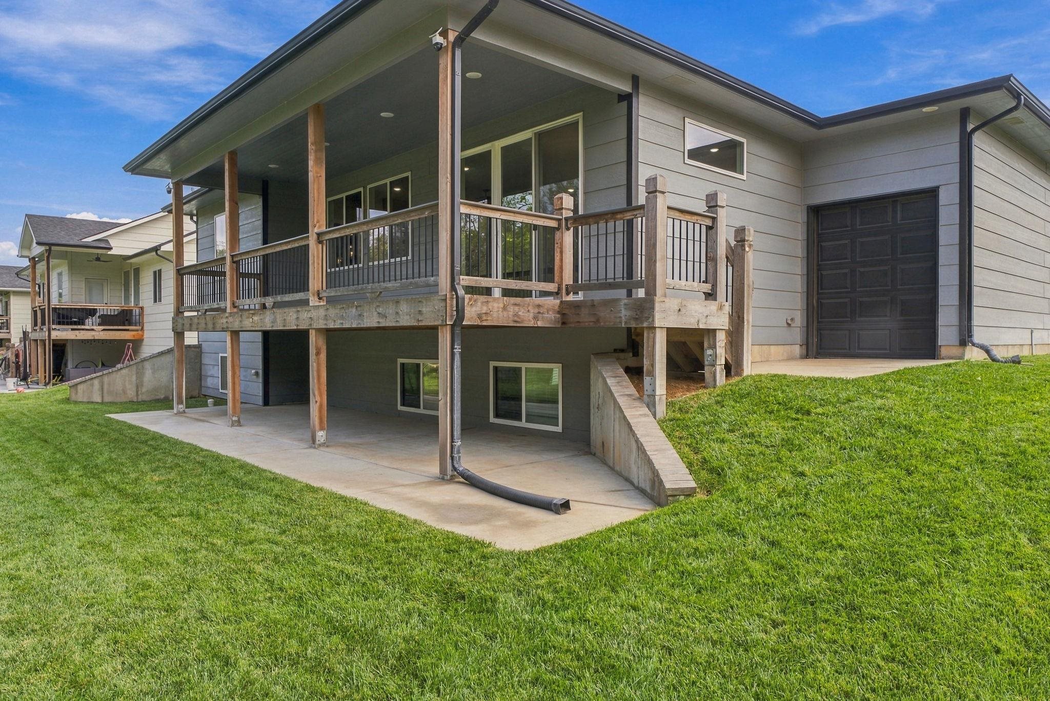 1269 S Crabtree Property Photo 32