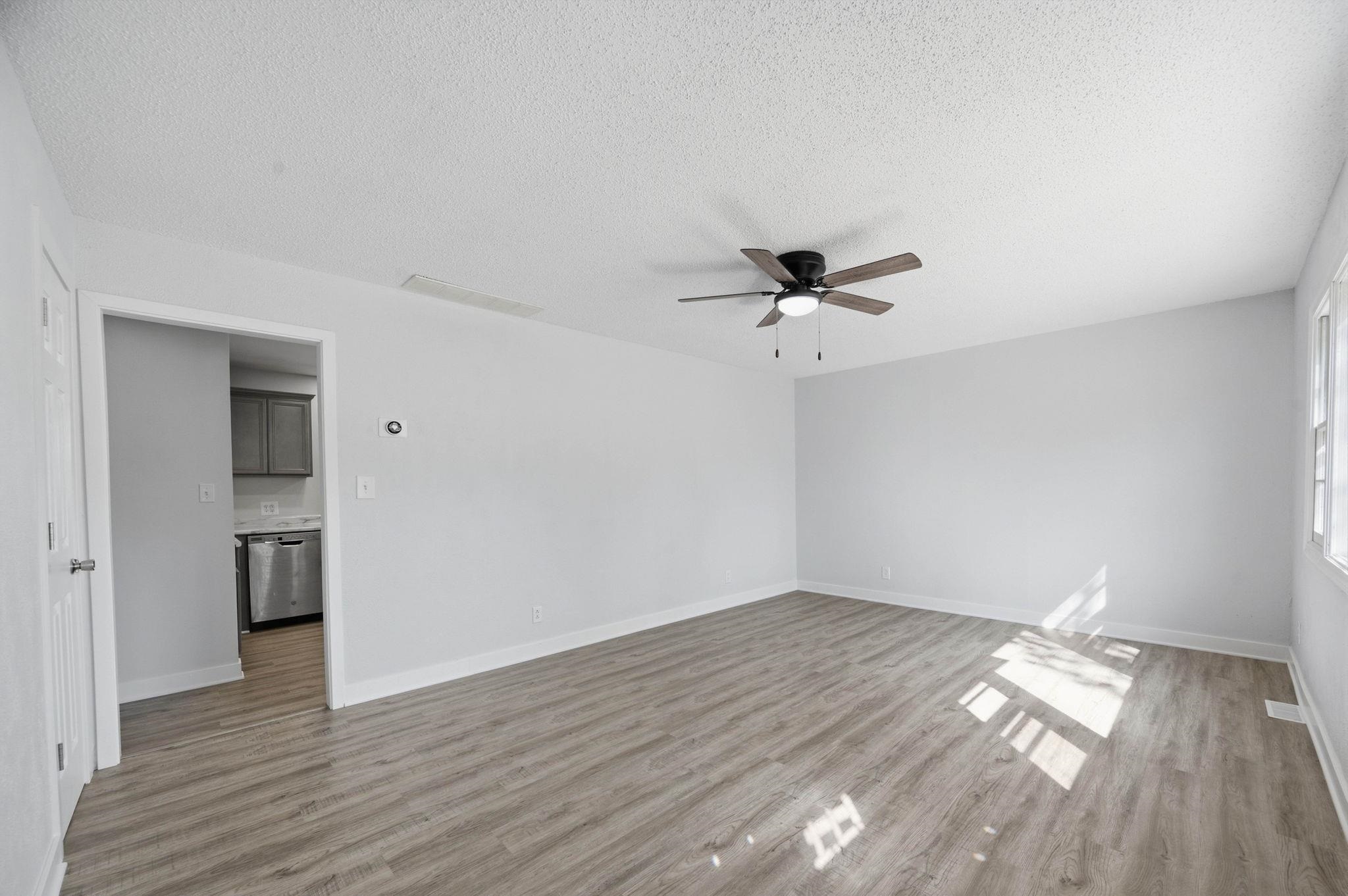 1715 N Joann St Property Photo 9