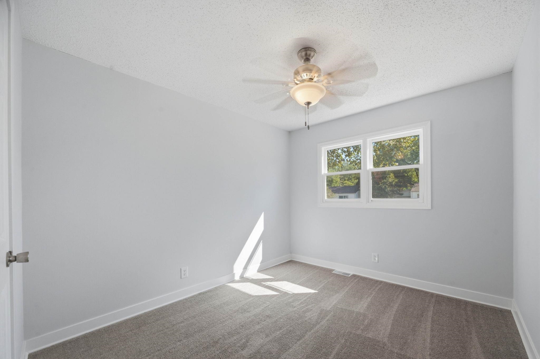 1715 N Joann St Property Photo 17