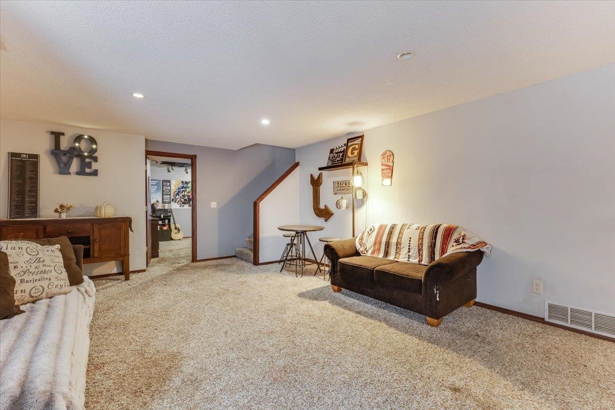 2718 N Parkridge Ct Property Photo 26