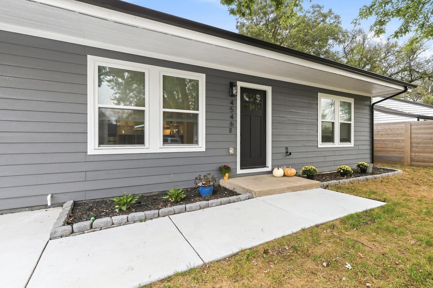 4546 S Handley Property Photo 3