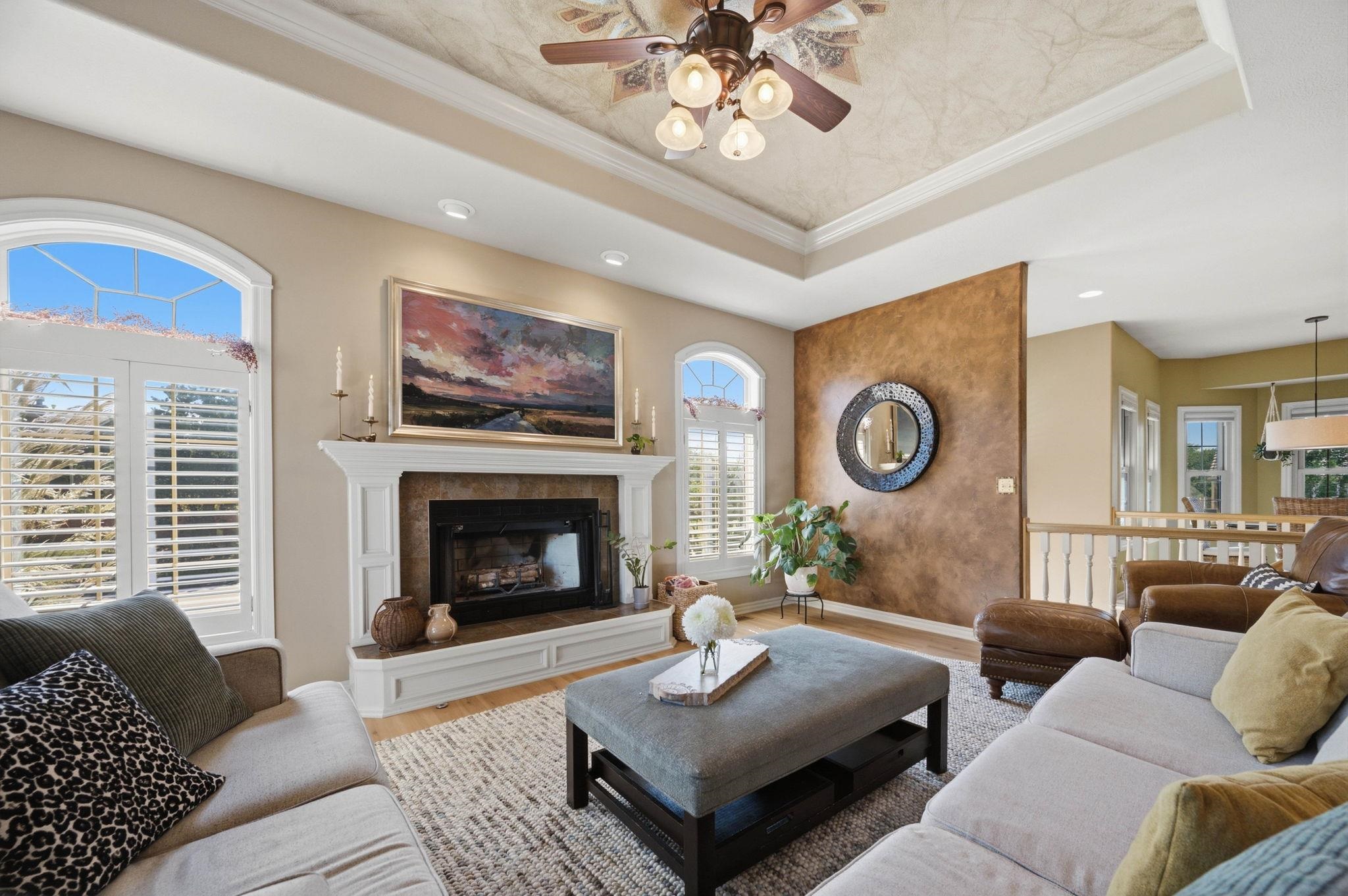 521 S Creekside Property Photo 4