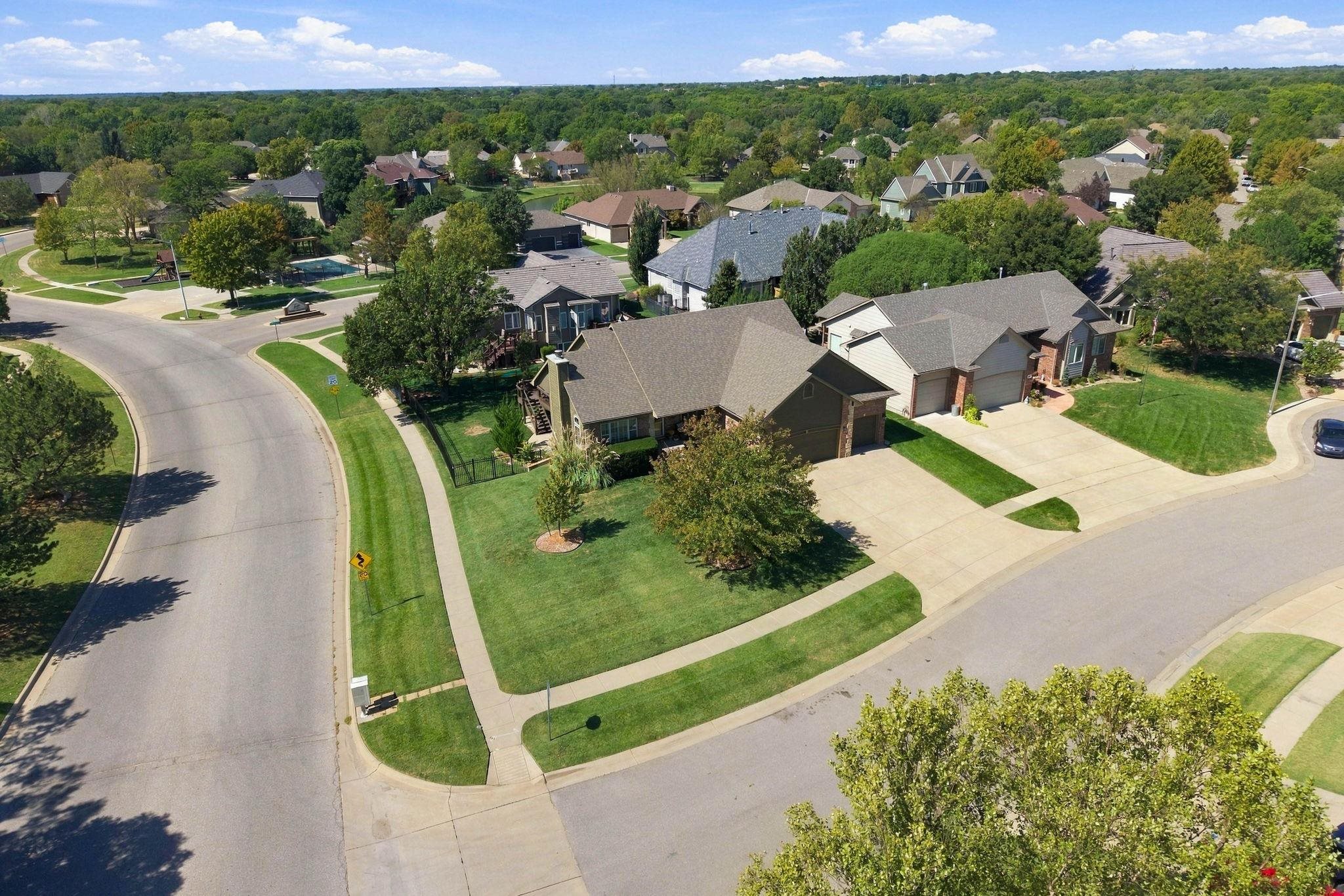 521 S Creekside Property Photo 36