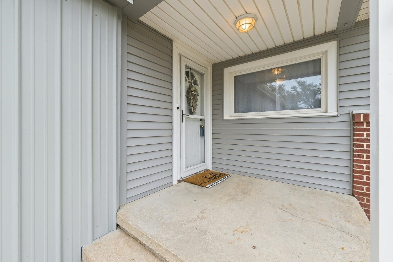 740 N Boyd Ave Property Photo 2