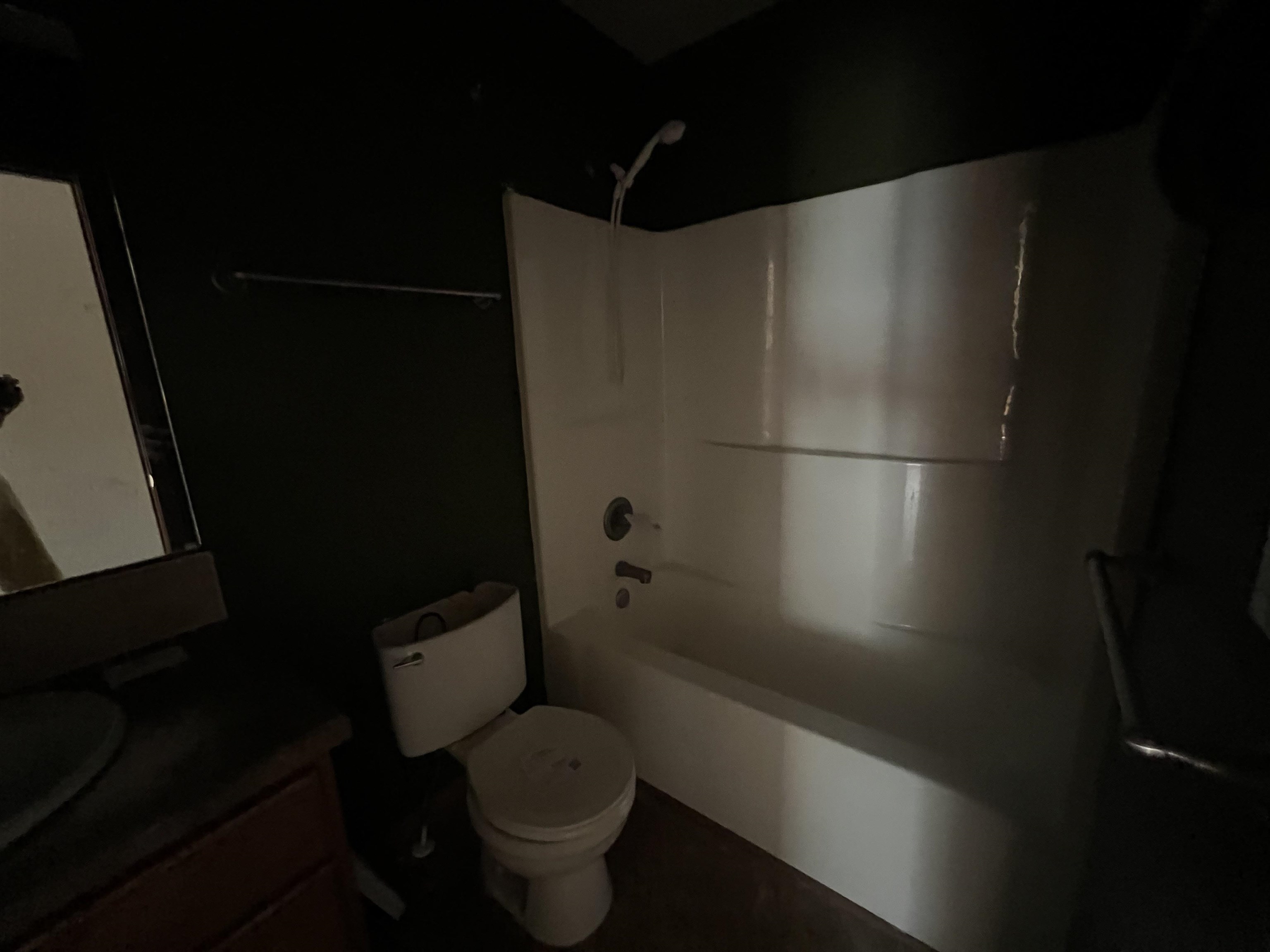 226 Wiley St. Property Photo 8