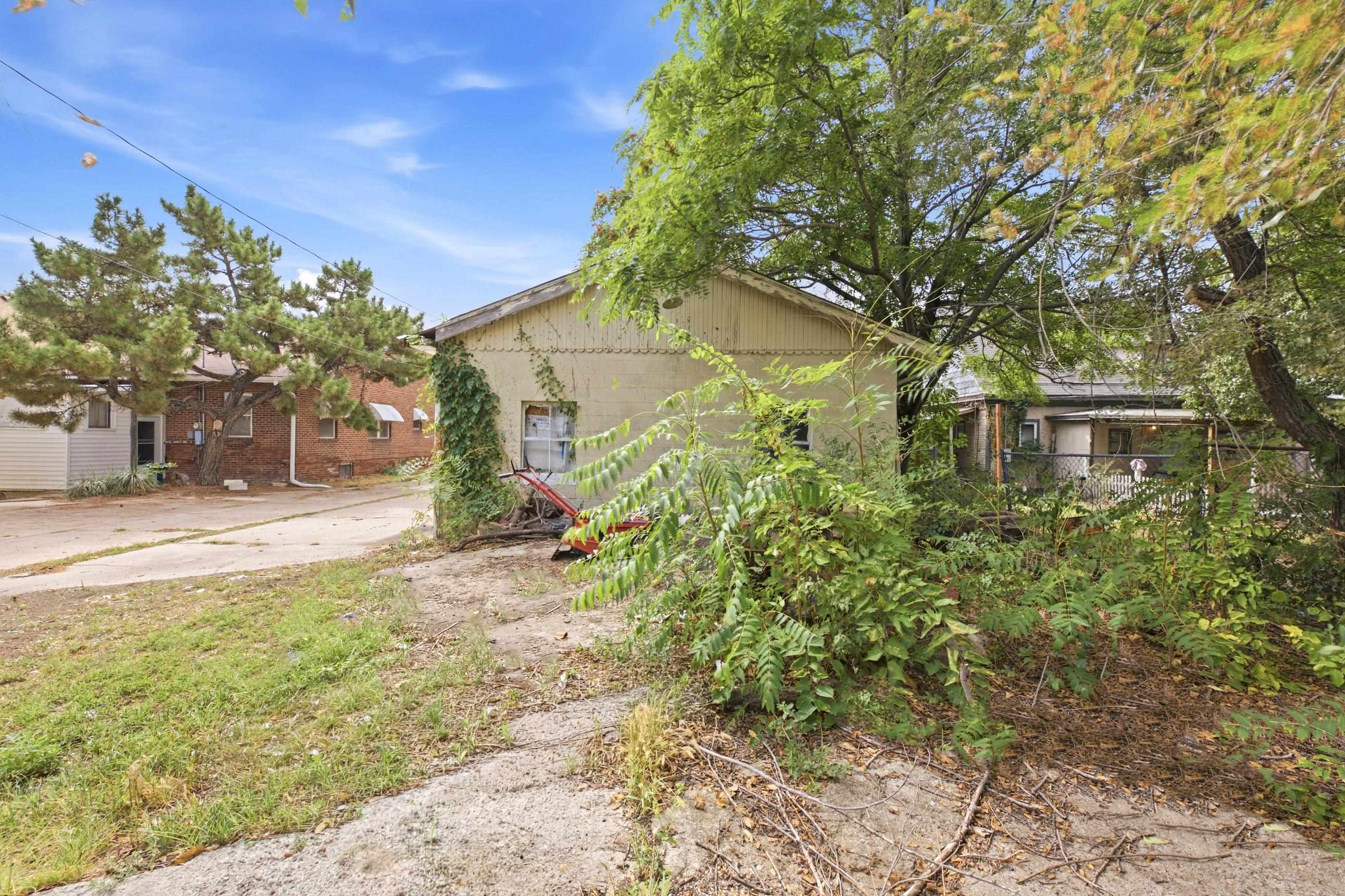 510 W Sherman Ave Property Photo 5