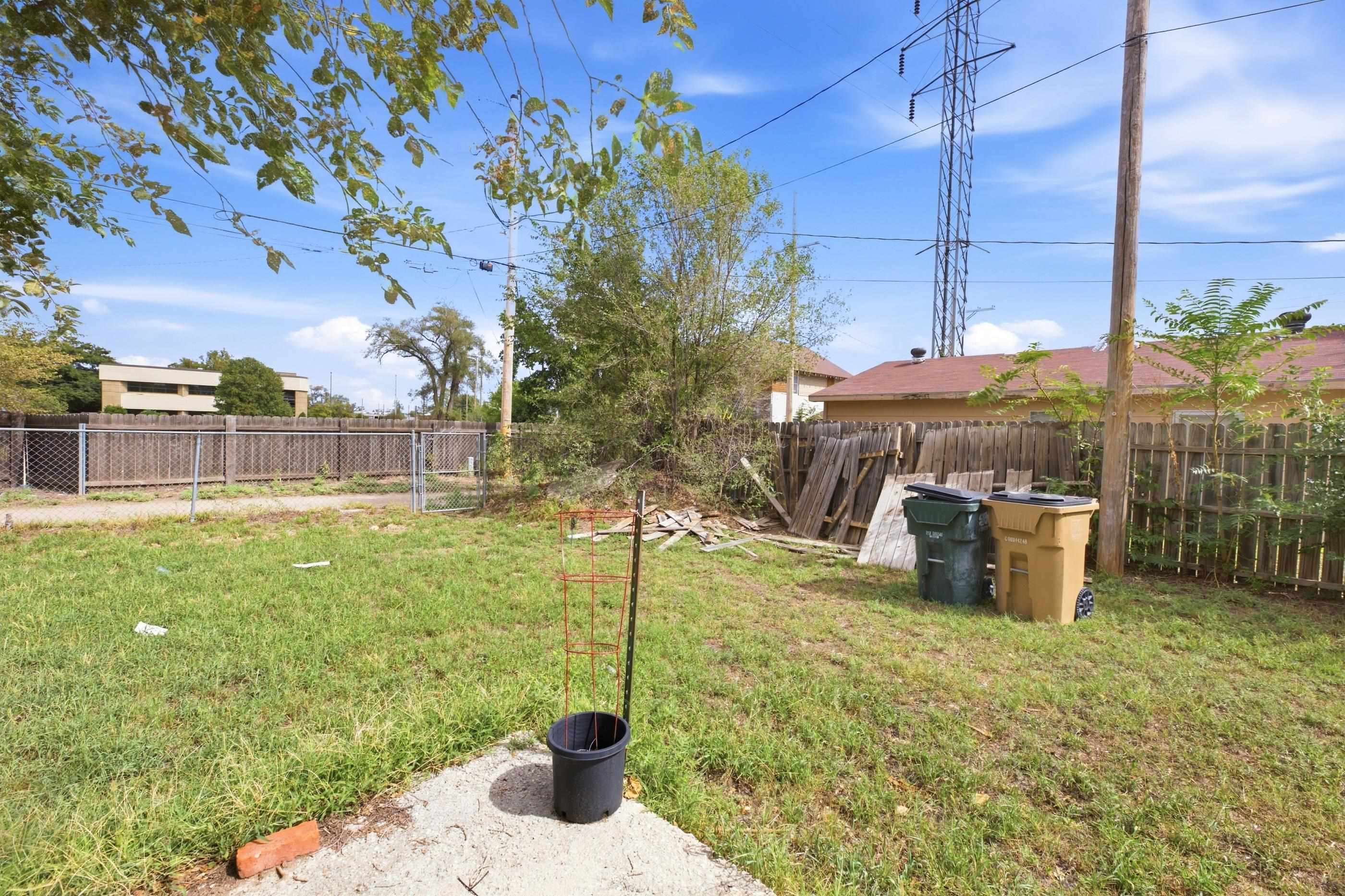 510 W Sherman Ave Property Photo 6