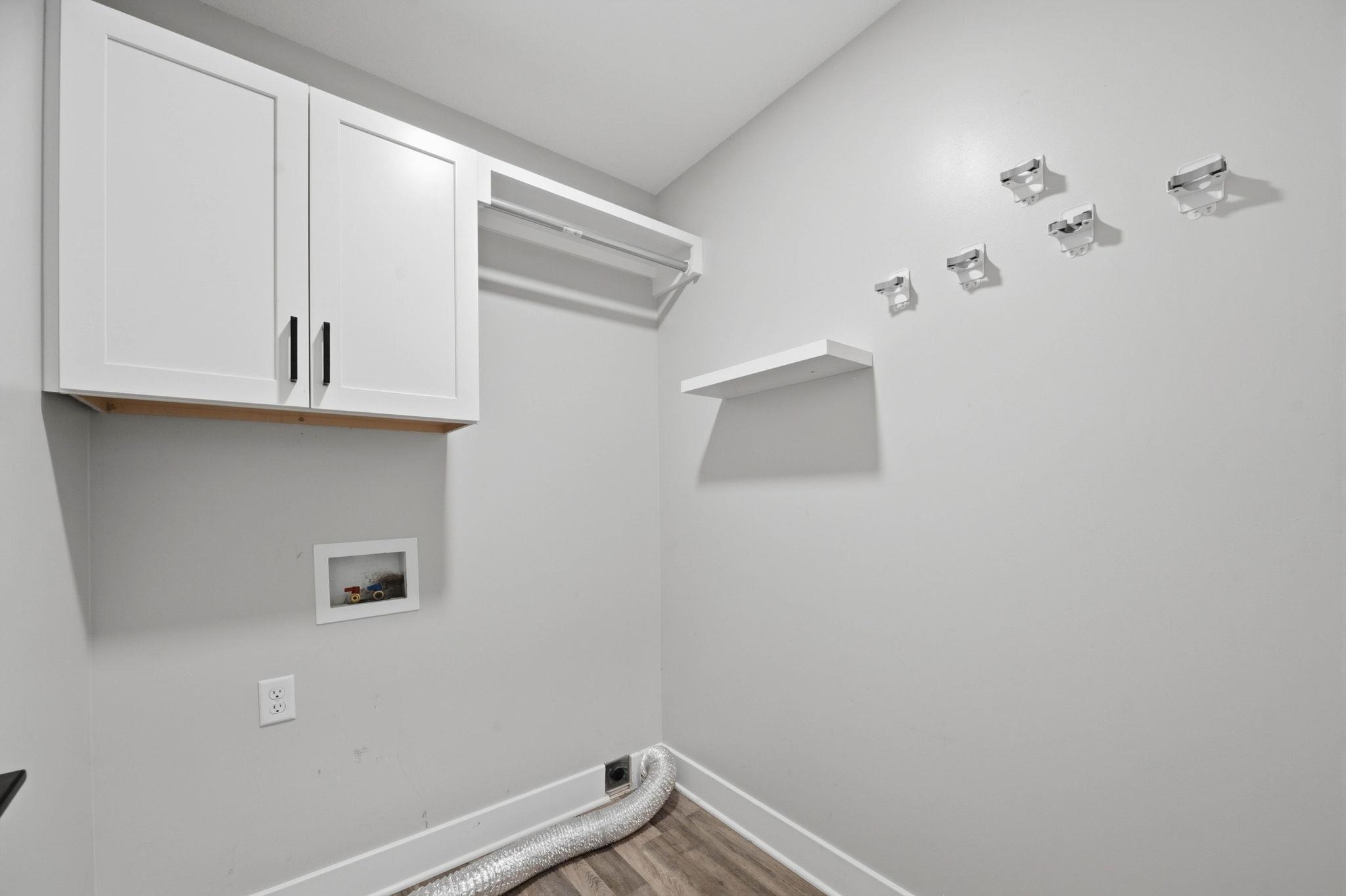 2421 E Velvet Leaf Property Photo 21