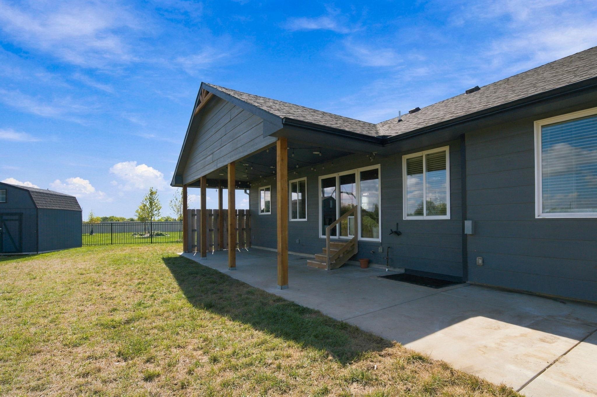 2421 E Velvet Leaf Property Photo 30