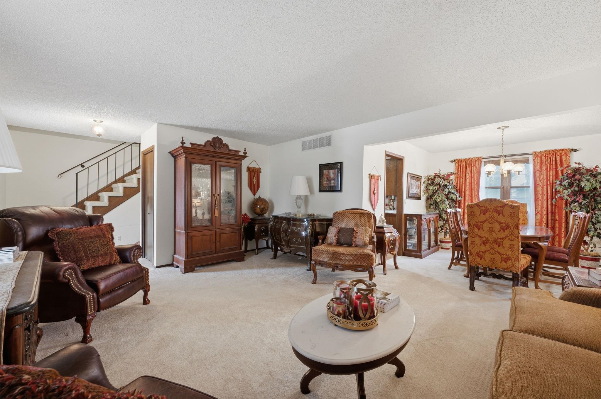 8229 E Bluestem Property Photo 4