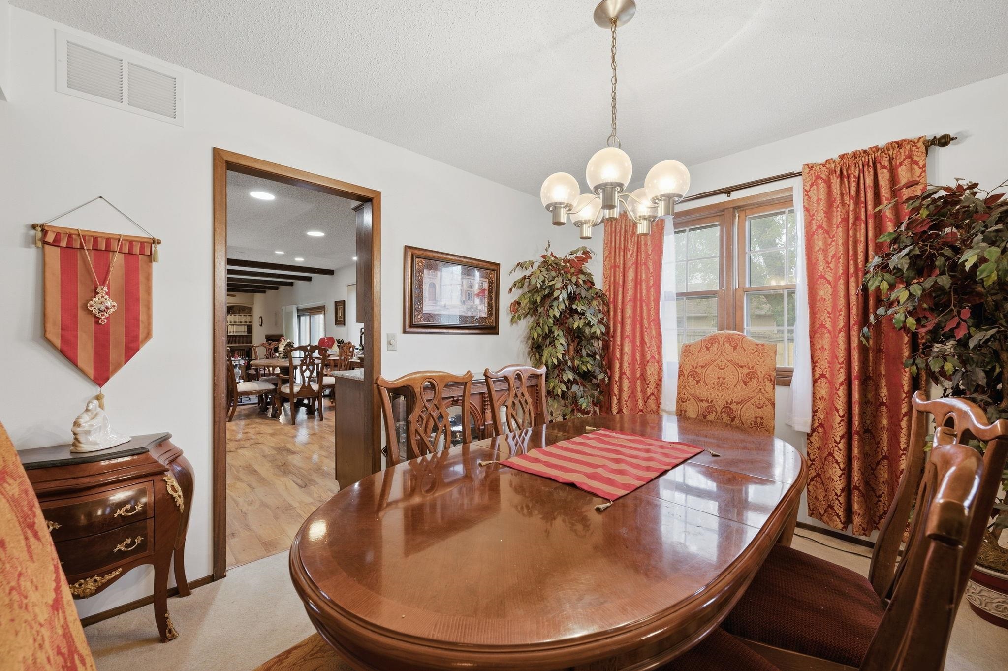 8229 E Bluestem Property Photo 7