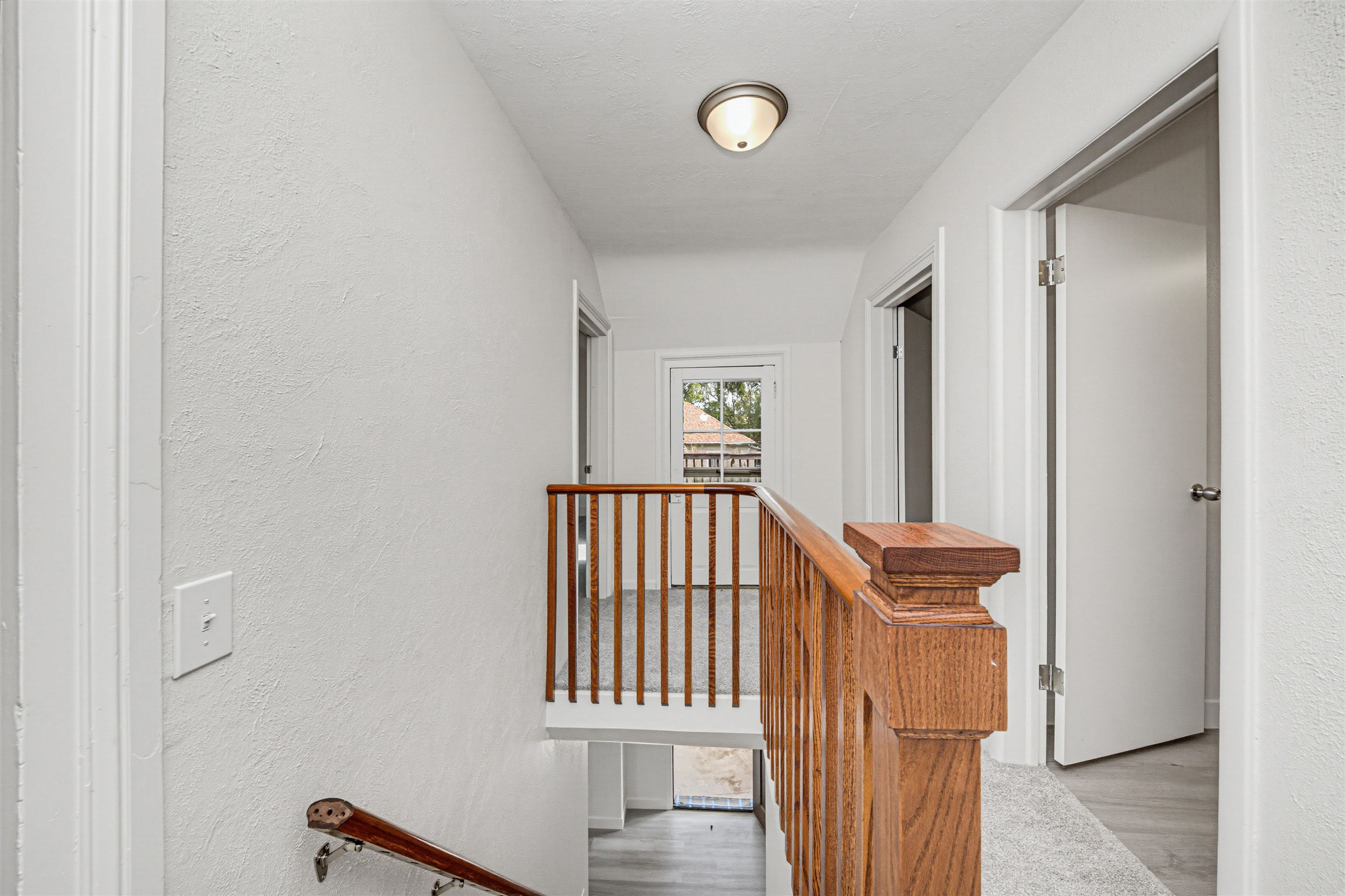 215 W Main Property Photo 15