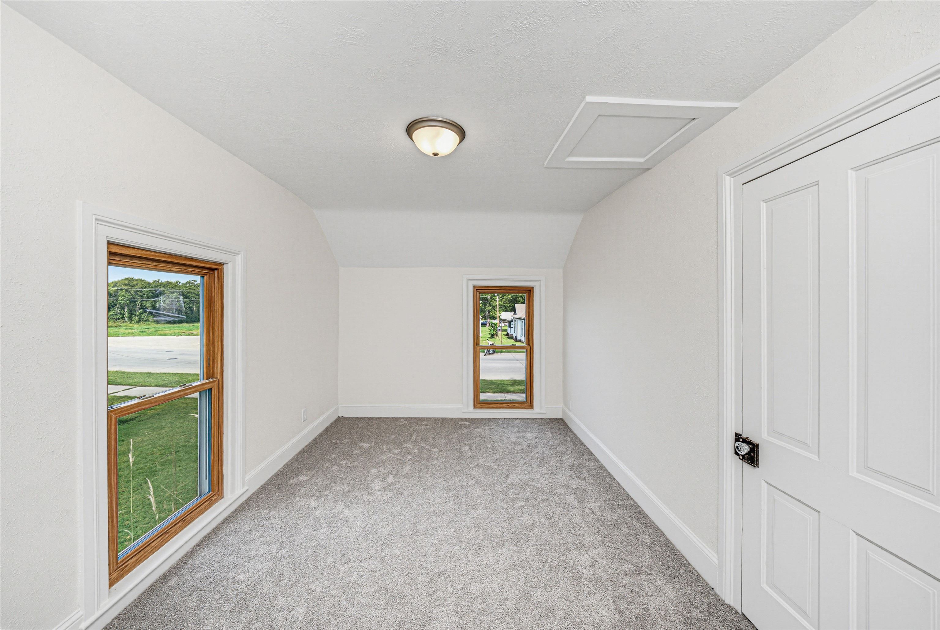 215 W Main Property Photo 21