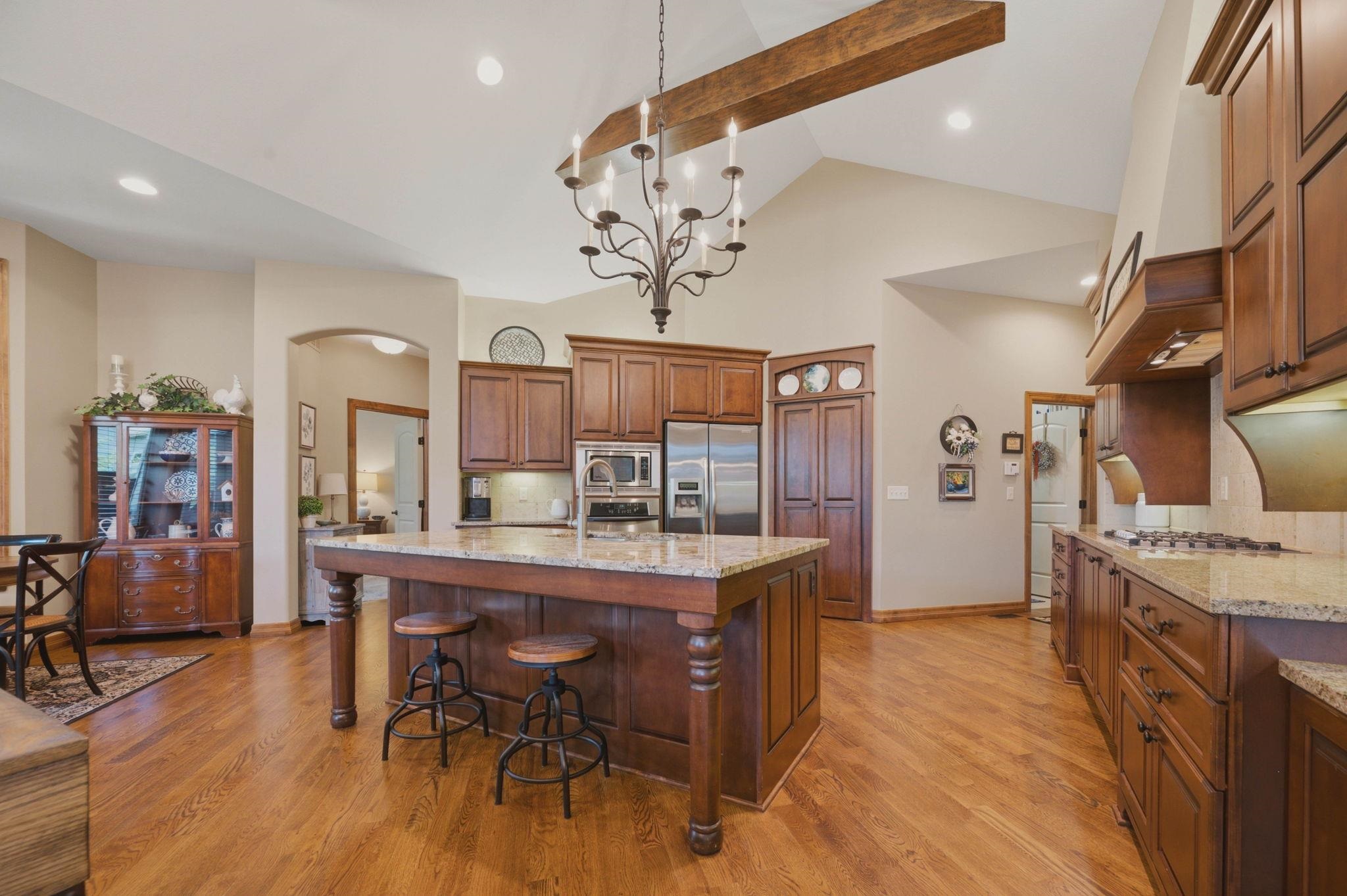 1624 S Logan Pass Property Photo 9