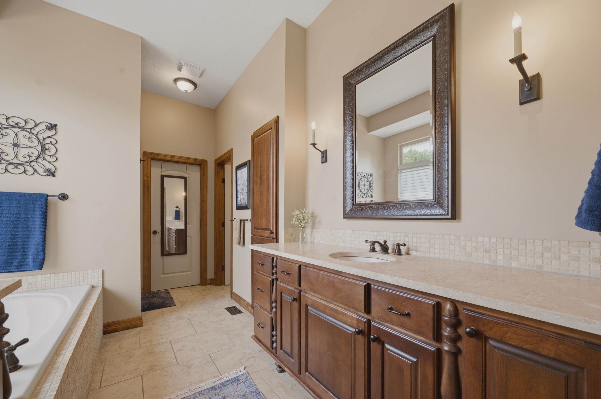 1624 S Logan Pass Property Photo 15