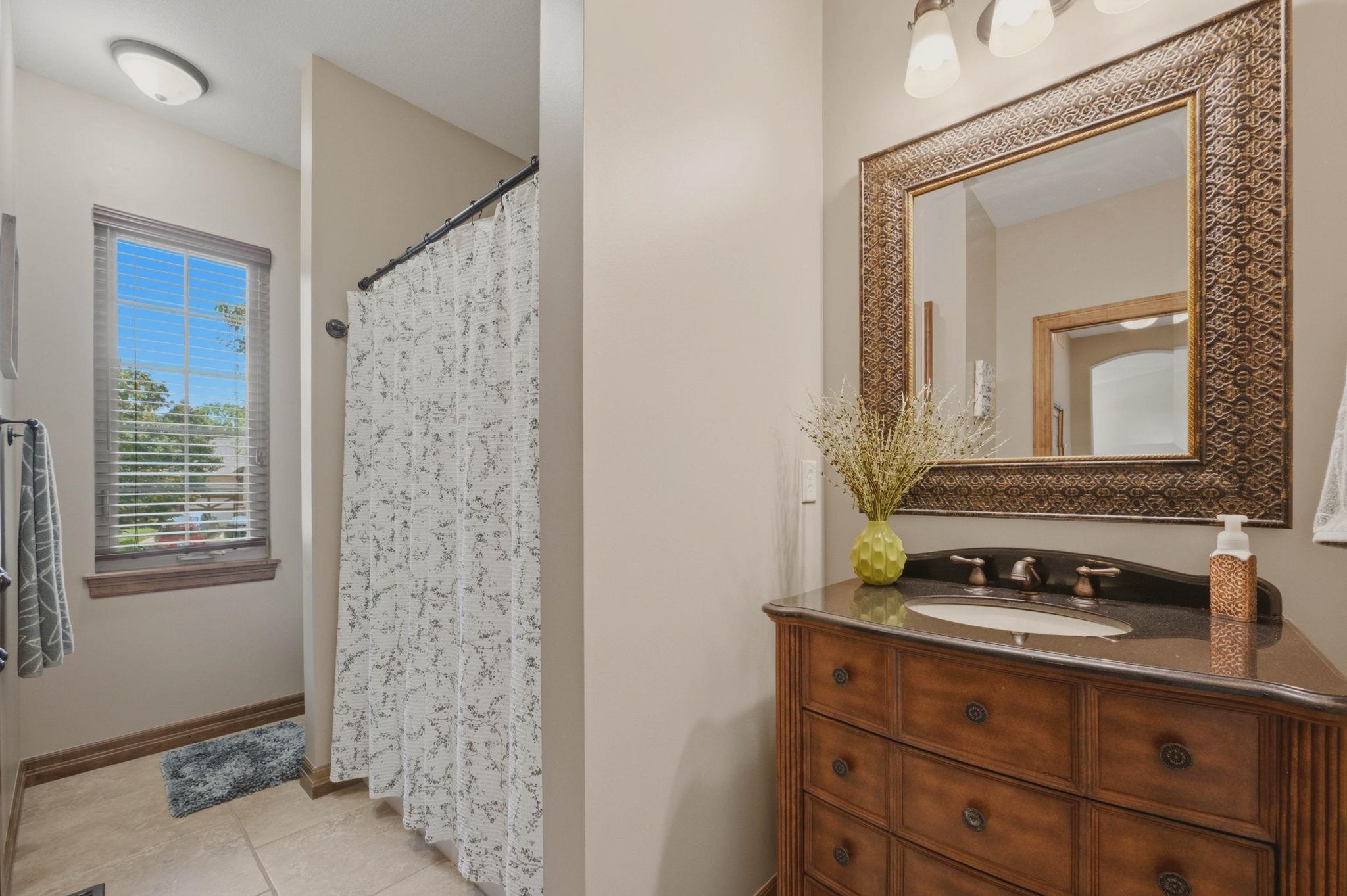1624 S Logan Pass Property Photo 18