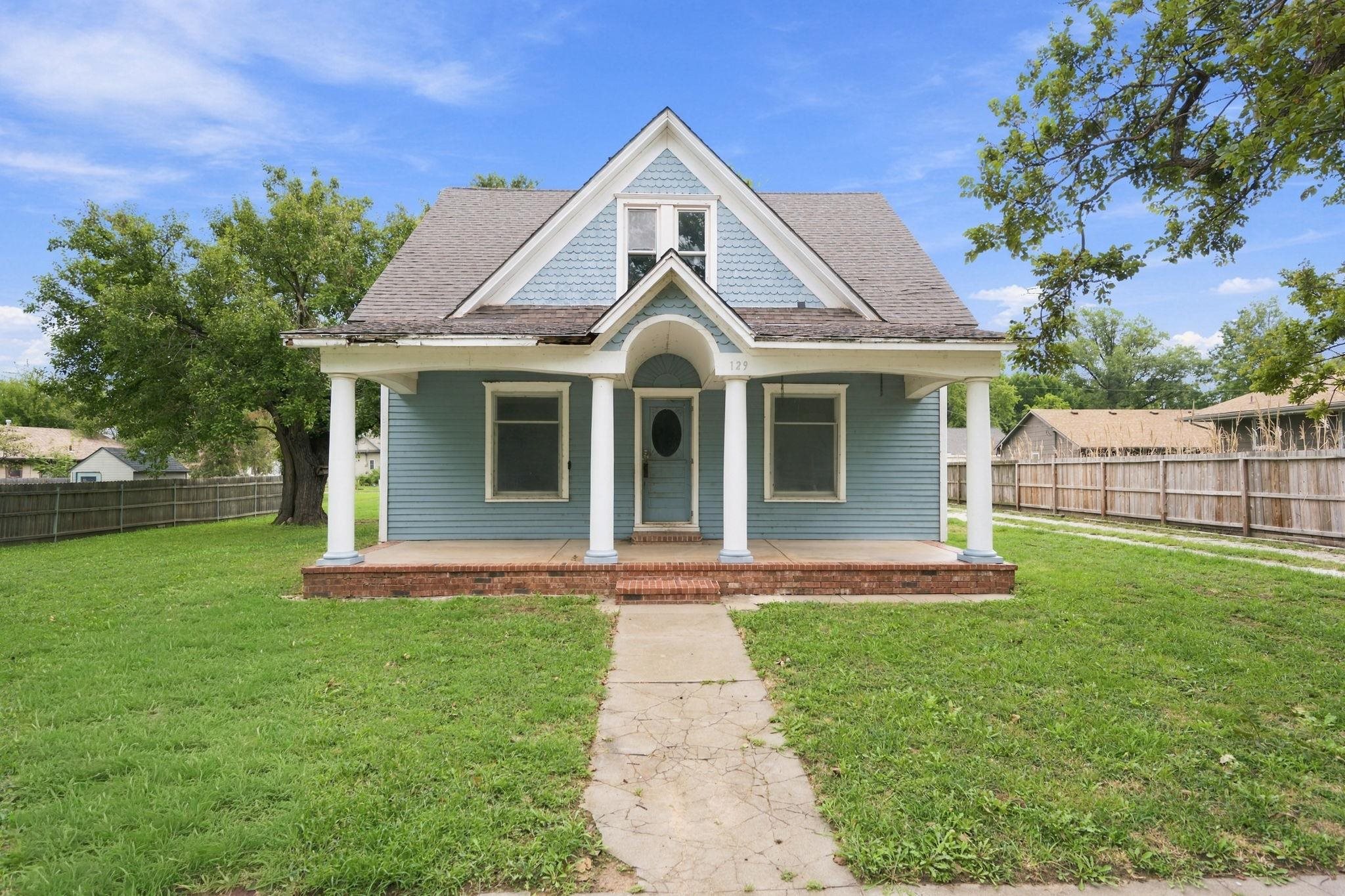 129 S Cranmer St Property Photo 3