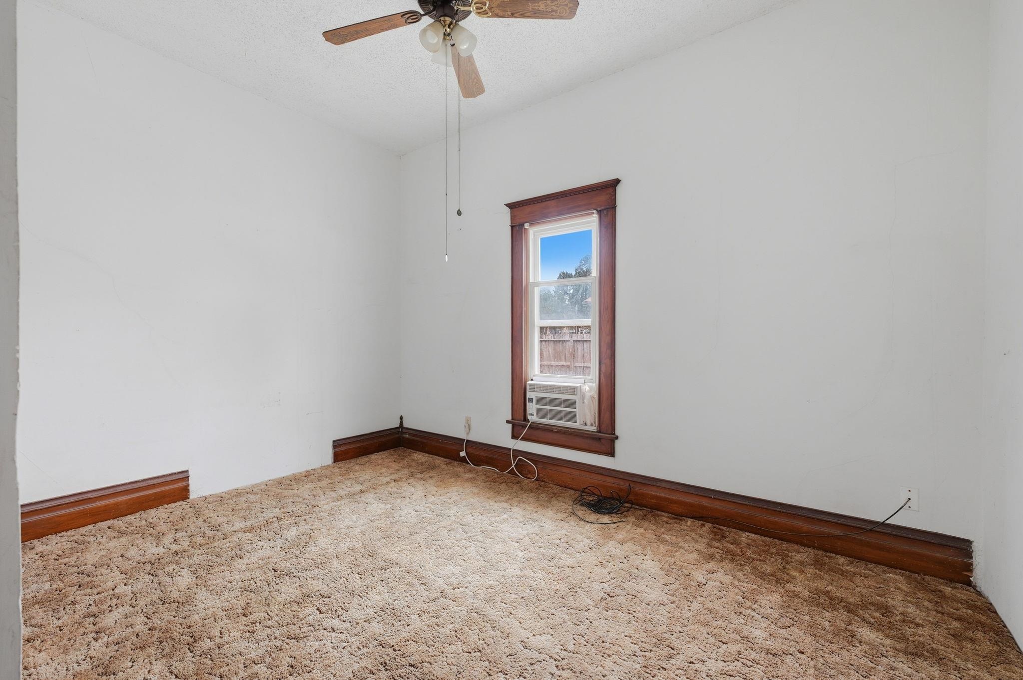 129 S Cranmer St Property Photo 21