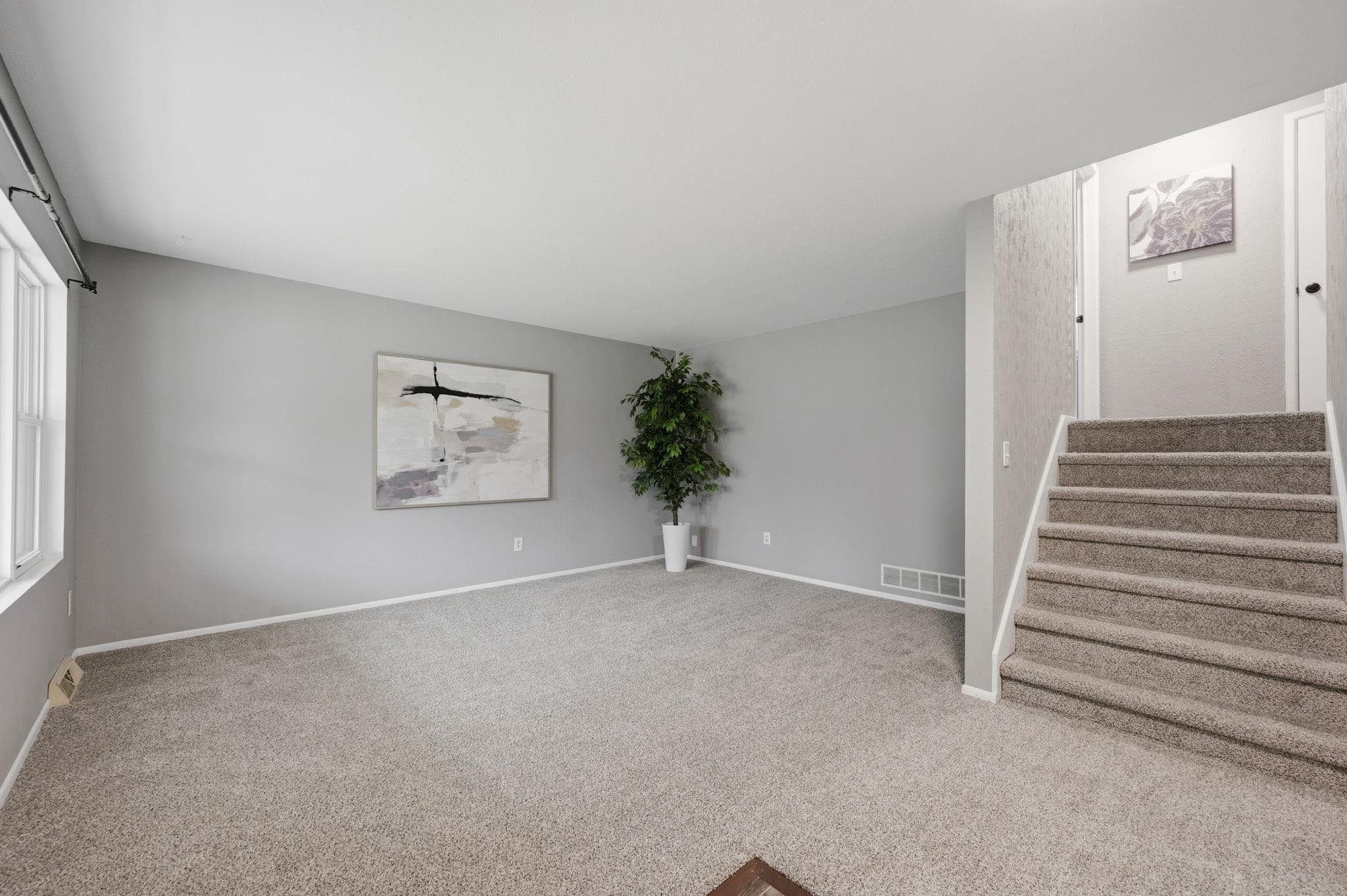 873 E Greenway Property Photo 4