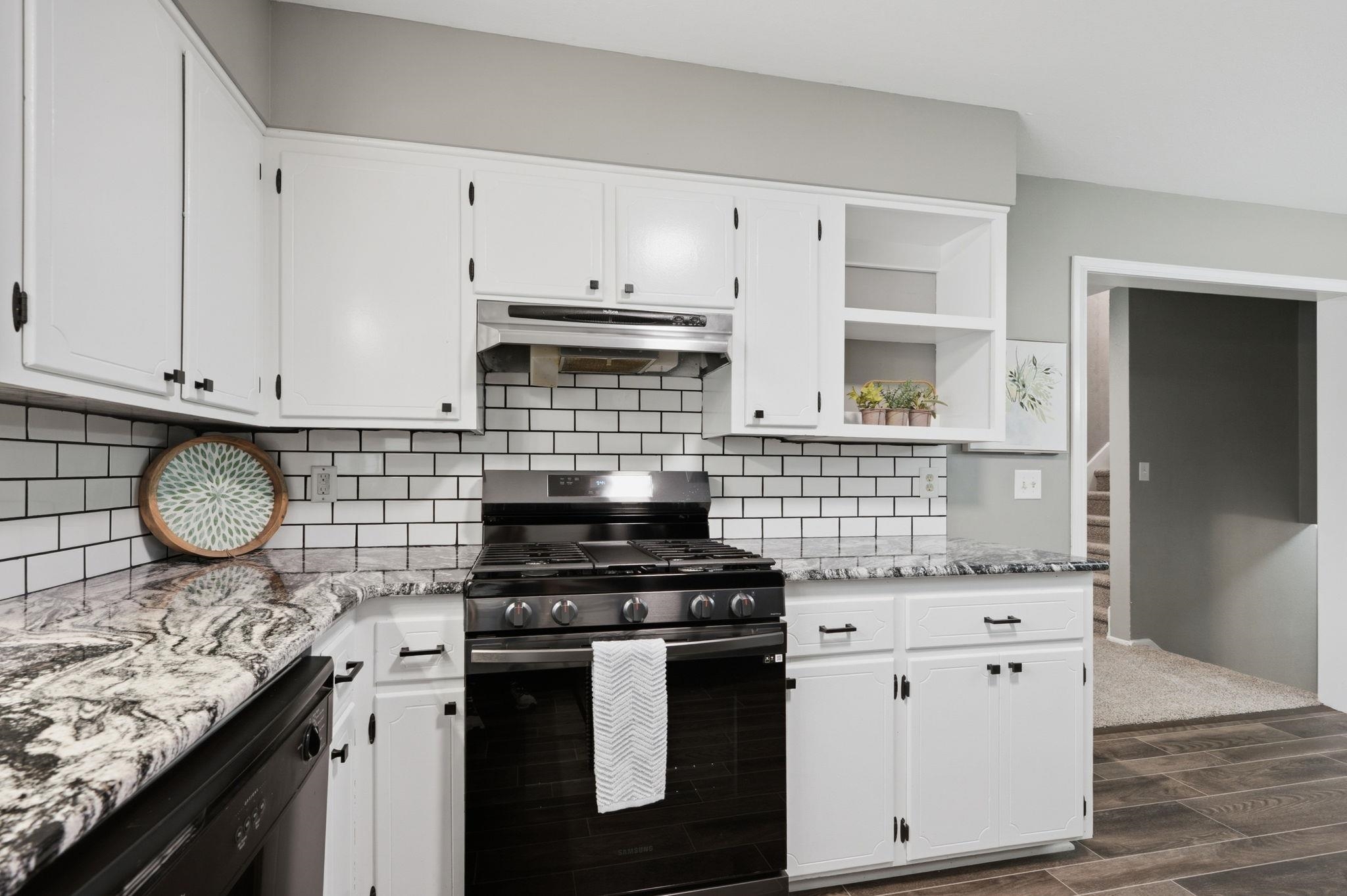 873 E Greenway Property Photo 9