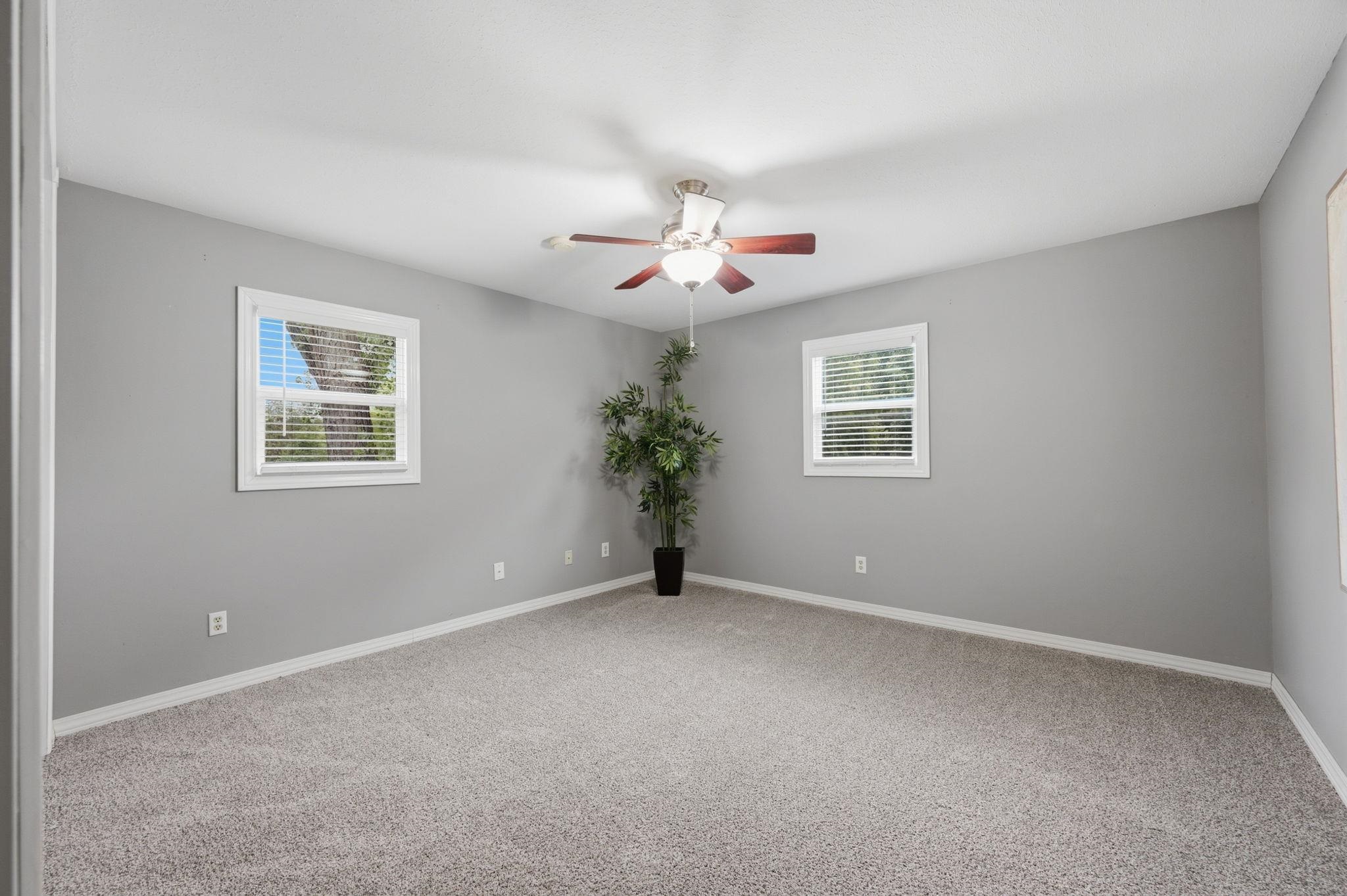 873 E Greenway Property Photo 14