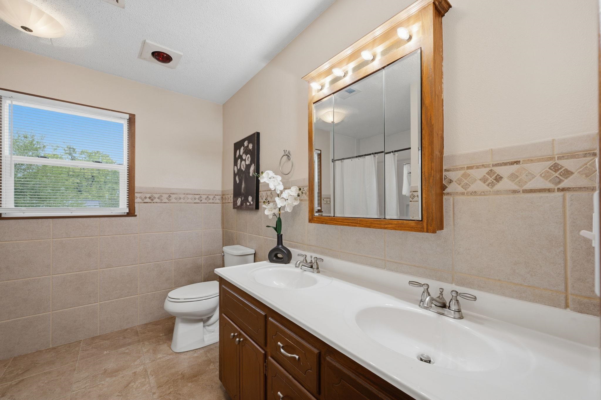 873 E Greenway Property Photo 16