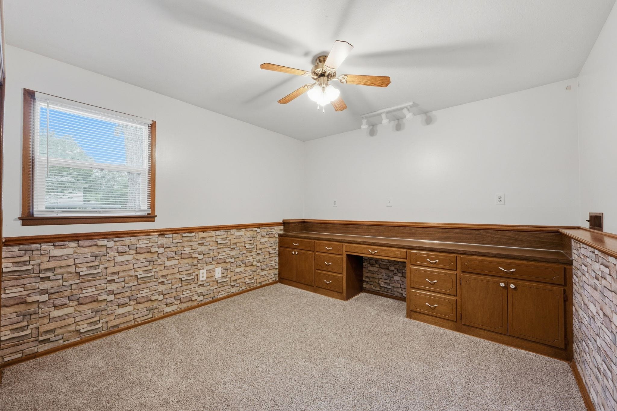 873 E Greenway Property Photo 22