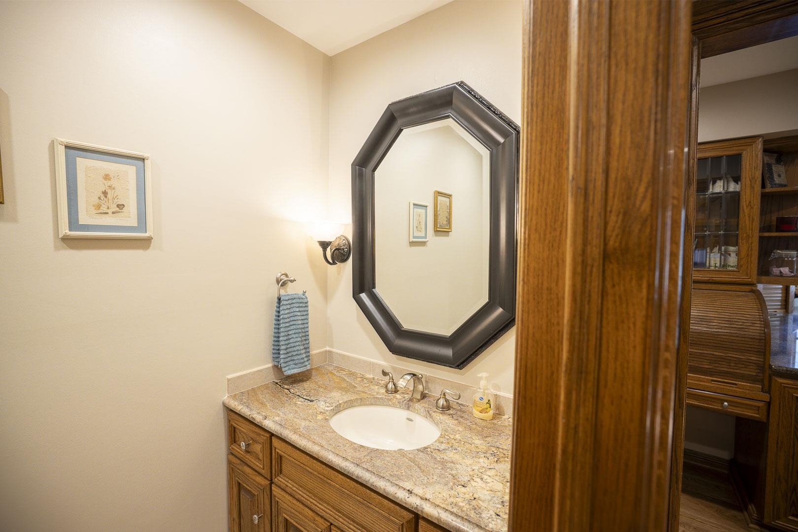 547 N Turnberry Cir. Property Photo 14