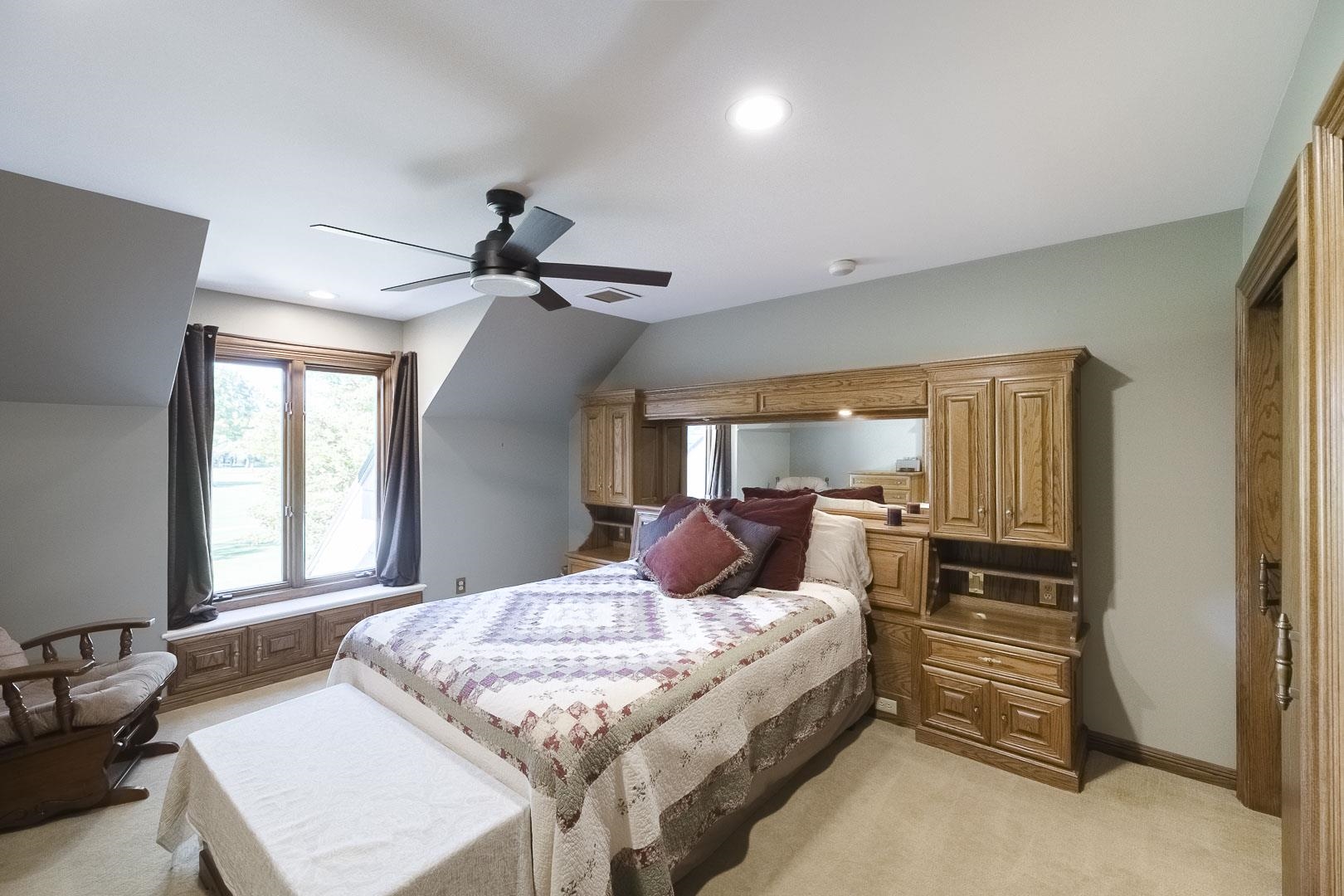 547 N Turnberry Cir. Property Photo 20