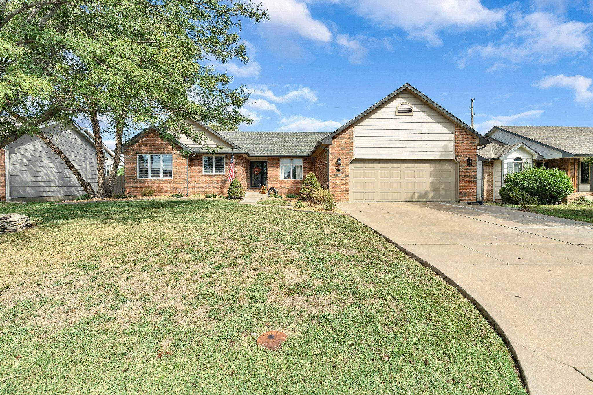 12214 E Lockmoor St Property Photo 1