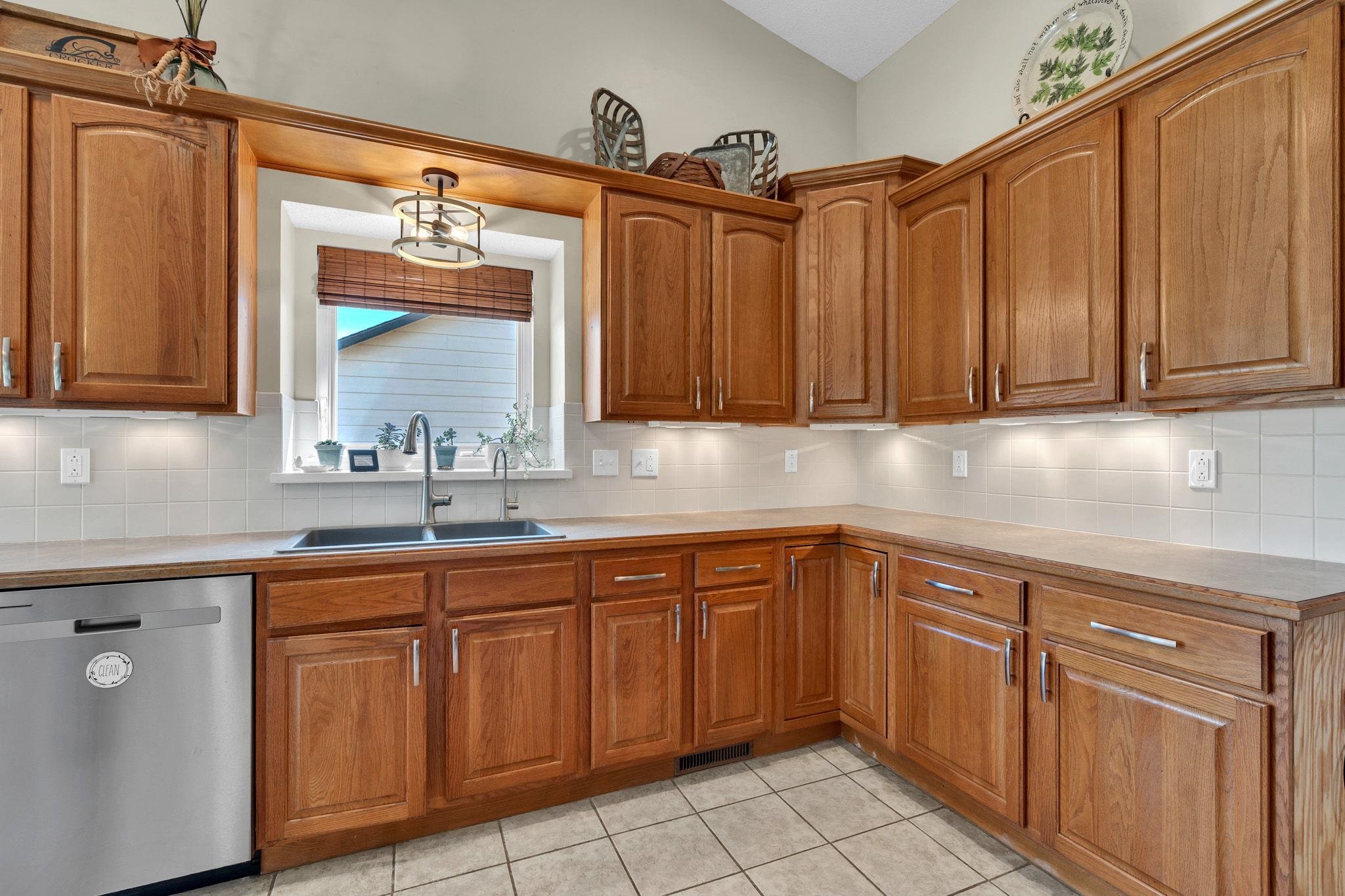 12214 E Lockmoor St Property Photo 10