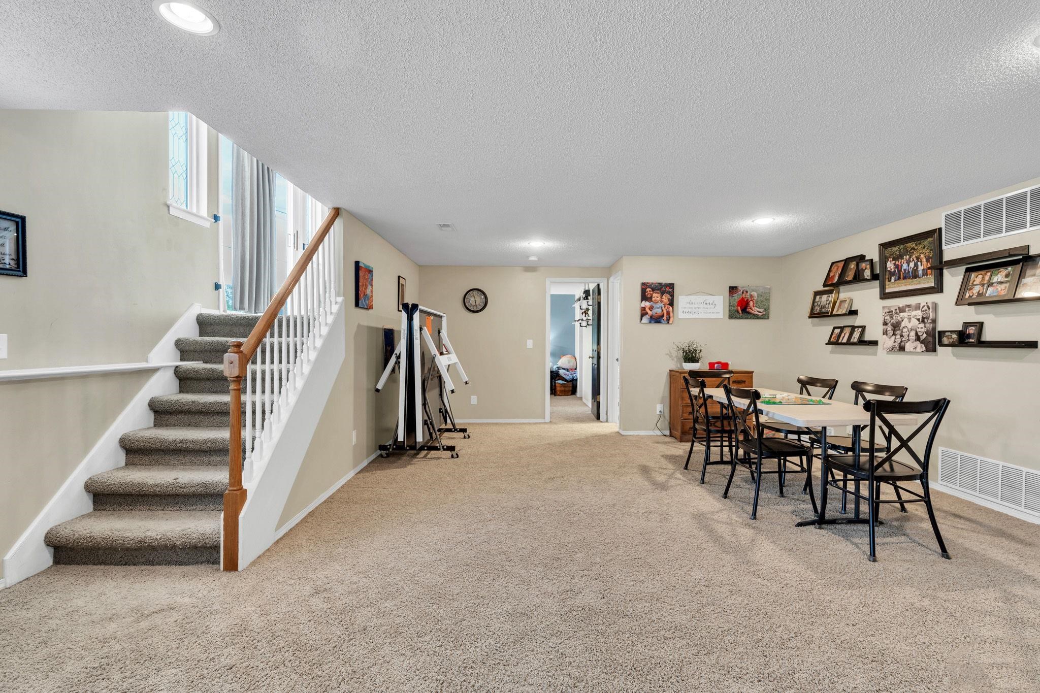12214 E Lockmoor St Property Photo 24