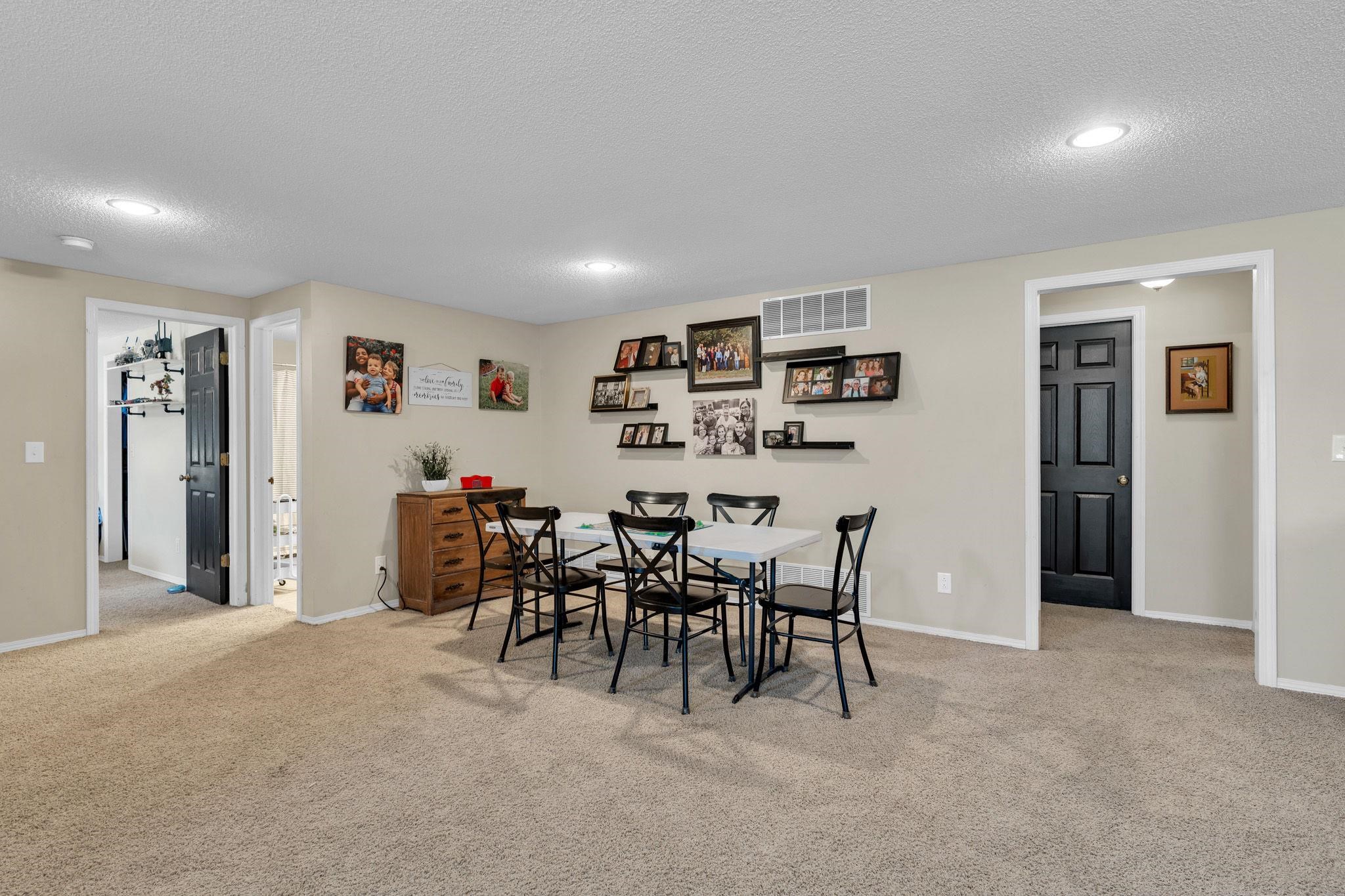 12214 E Lockmoor St Property Photo 26