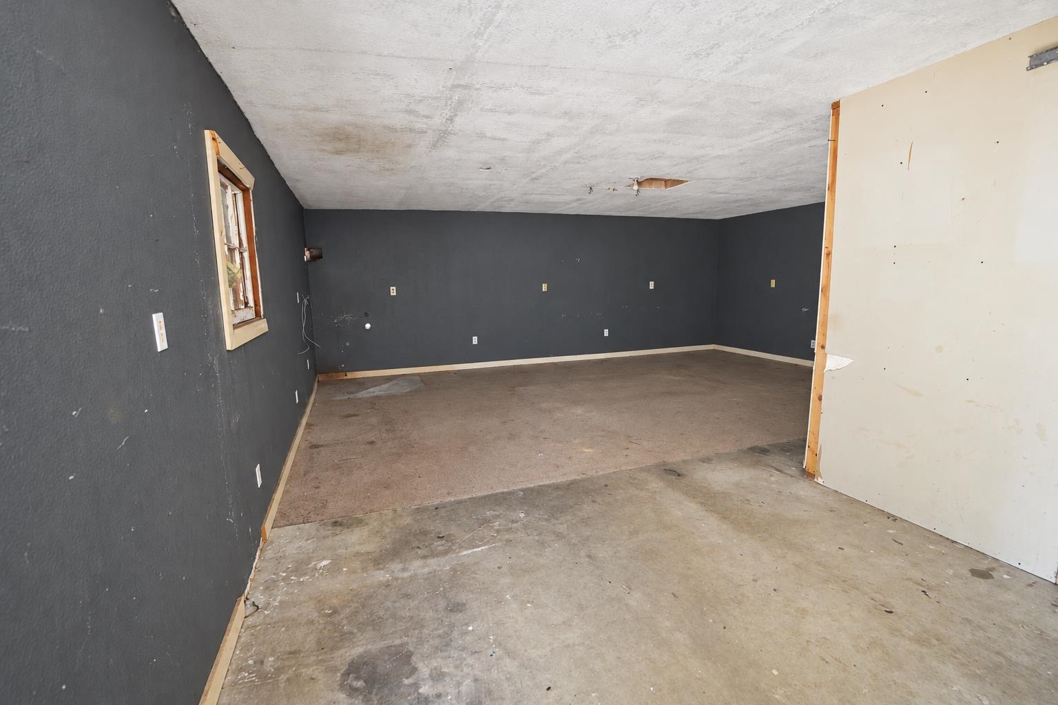 1226 S Laura Property Photo 4